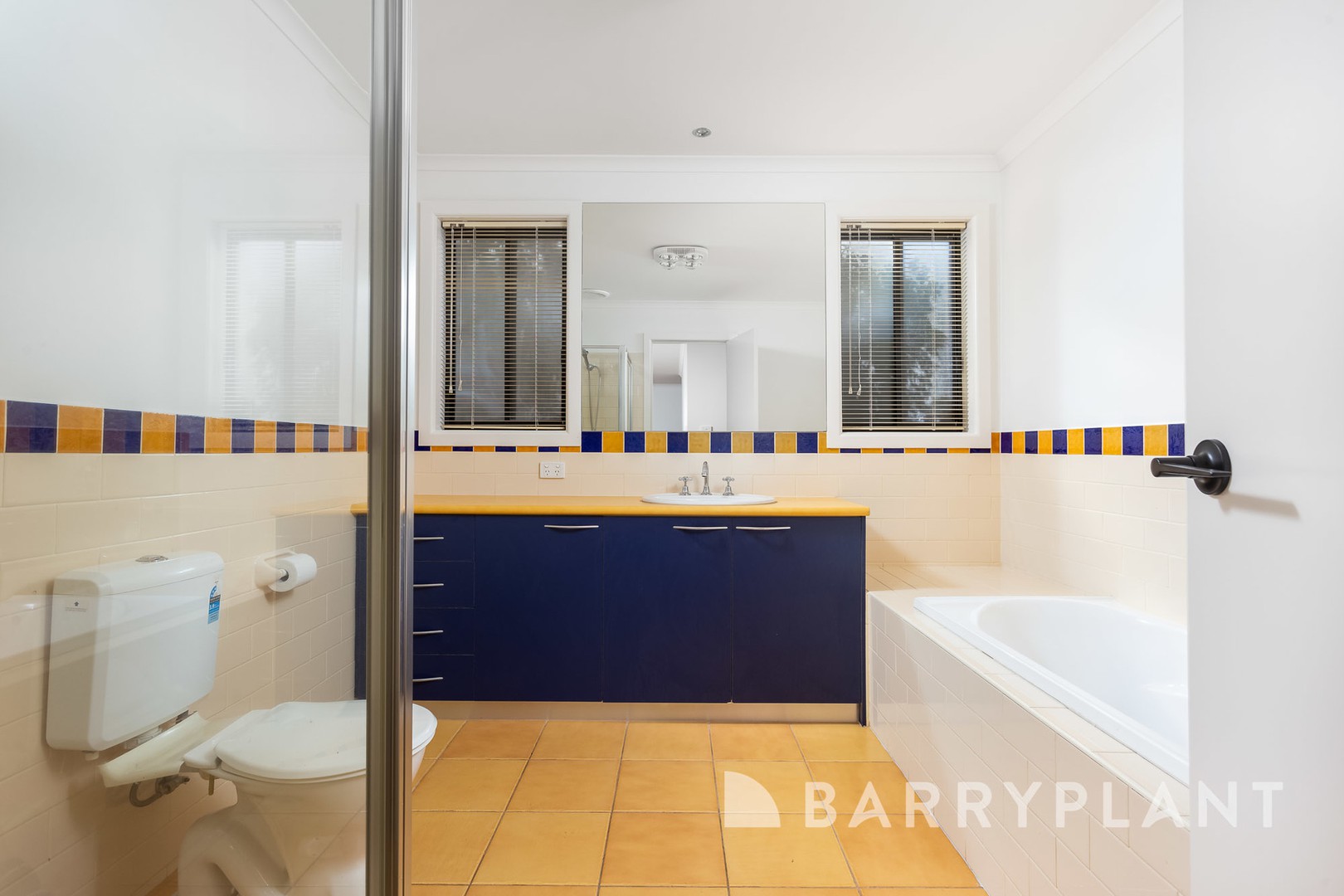 9 Lewiston Drive, Point Cook, VIC 3030, Point Cook - Thumbnail 3