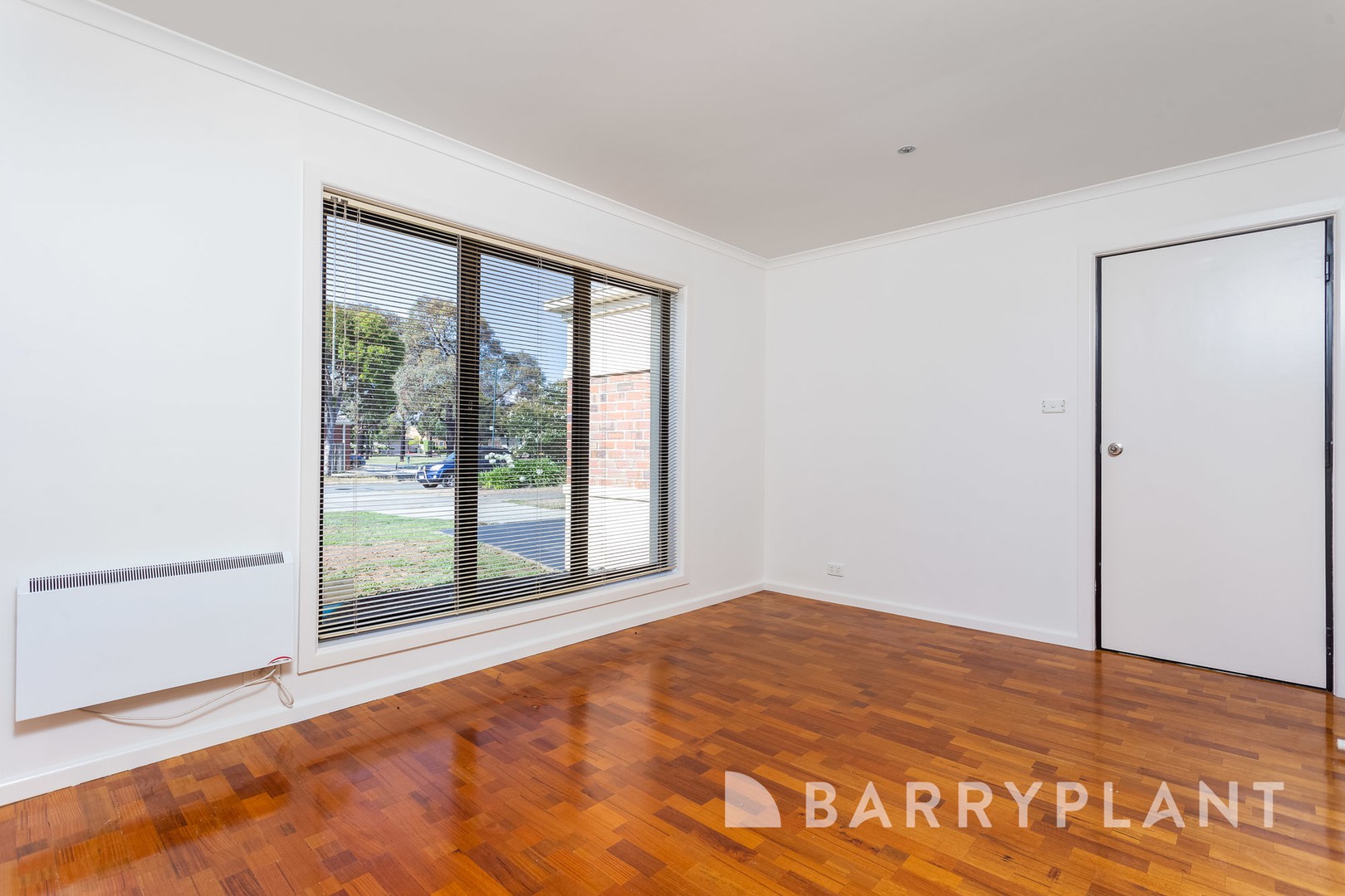 9 Lewiston Drive, Point Cook, VIC 3030, Point Cook - Thumbnail 4