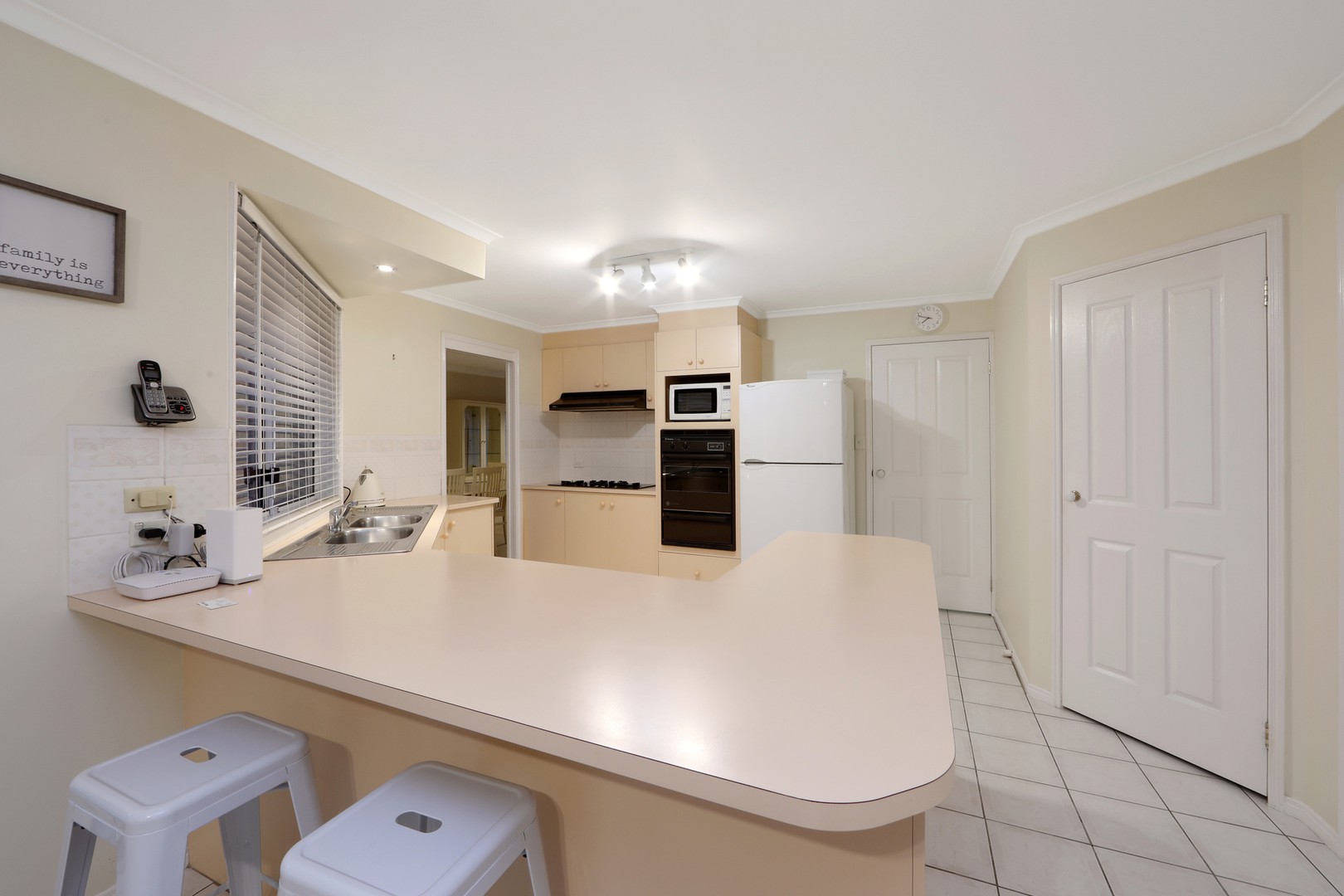 9 Liberty Avenue, Rowville, VIC 3178 - Thumbnail 2 - 08/12/2021