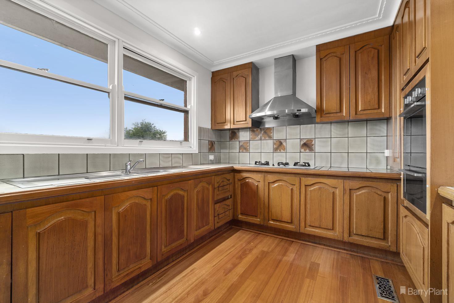 9 Lincoln Drive, Bulleen, VIC 3105, Bulleen - Thumbnail 4