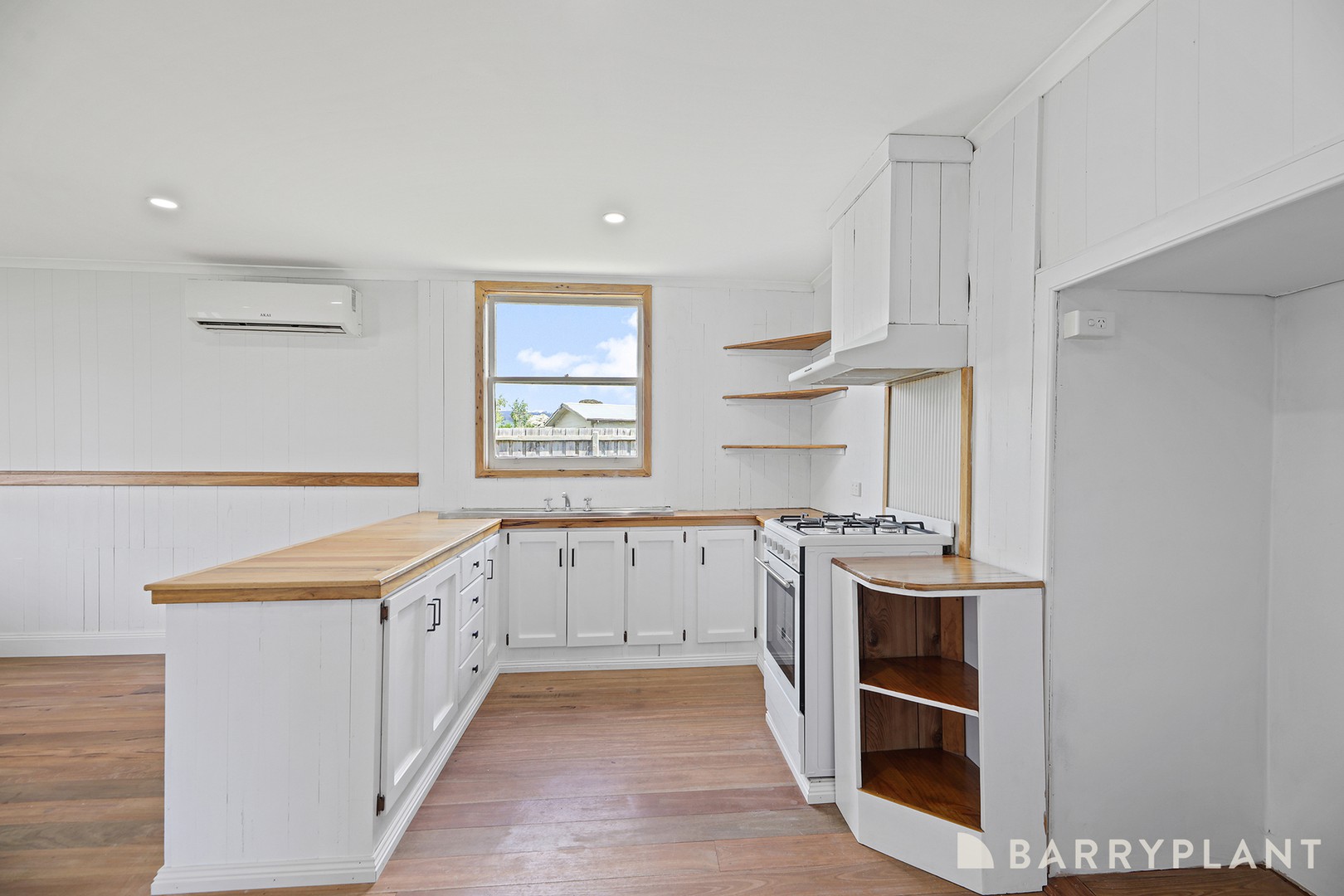 9 Loch Street, Yarragon, VIC 3823, Yarragon - Thumbnail 6