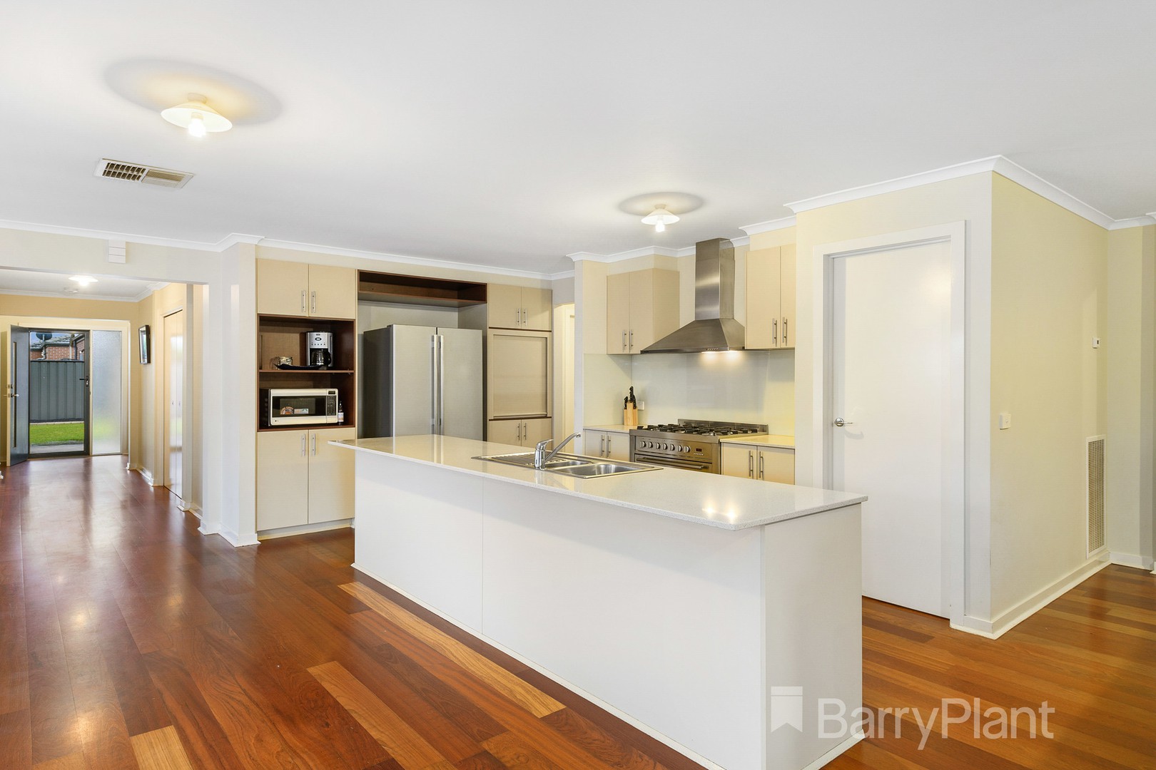 9 Loma Court, Tarneit, VIC 3029, Tarneit - Thumbnail 6
