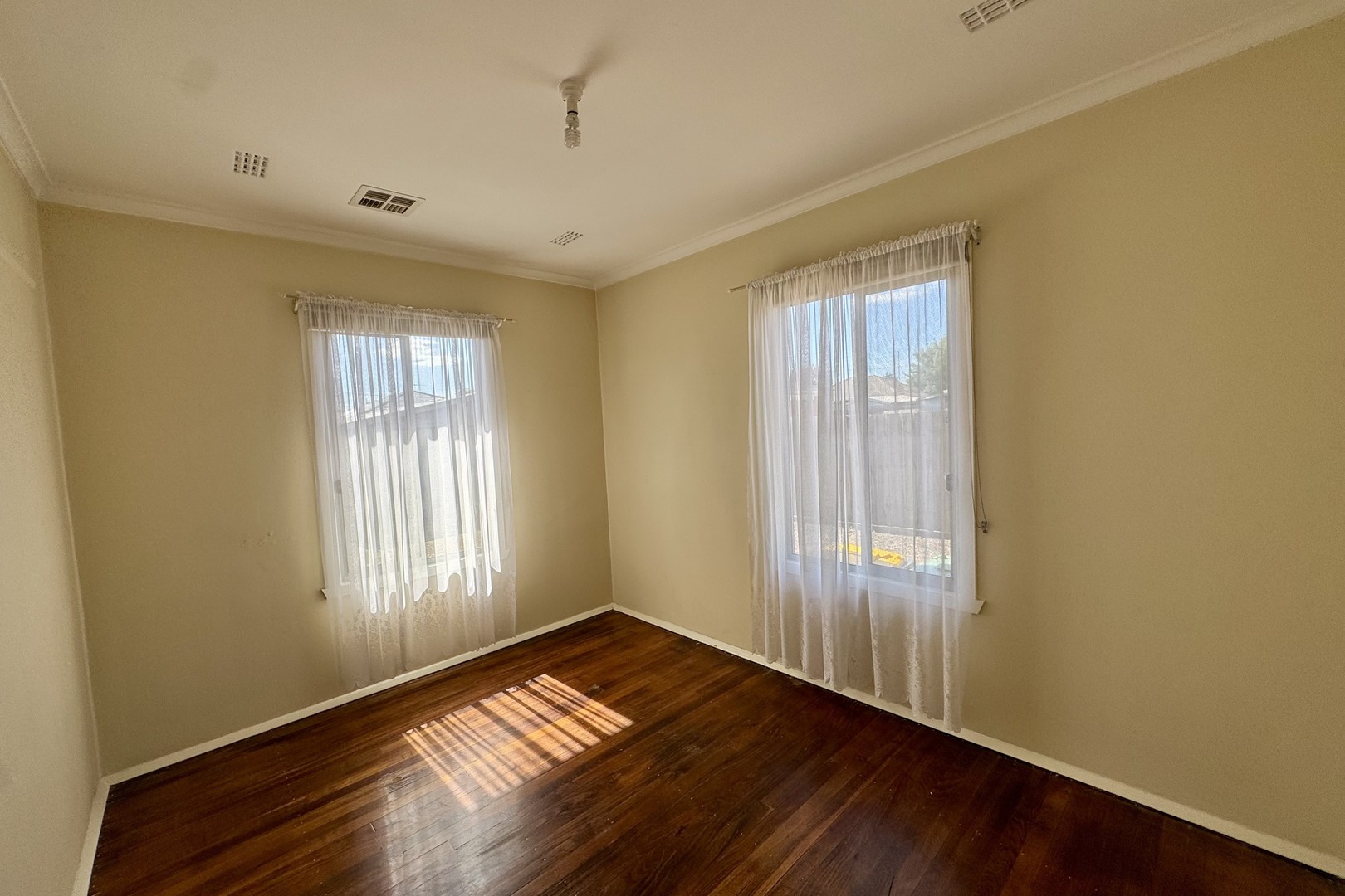 9 London Road, Broadmeadows, VIC 3047, Broadmeadows - Thumbnail 5
