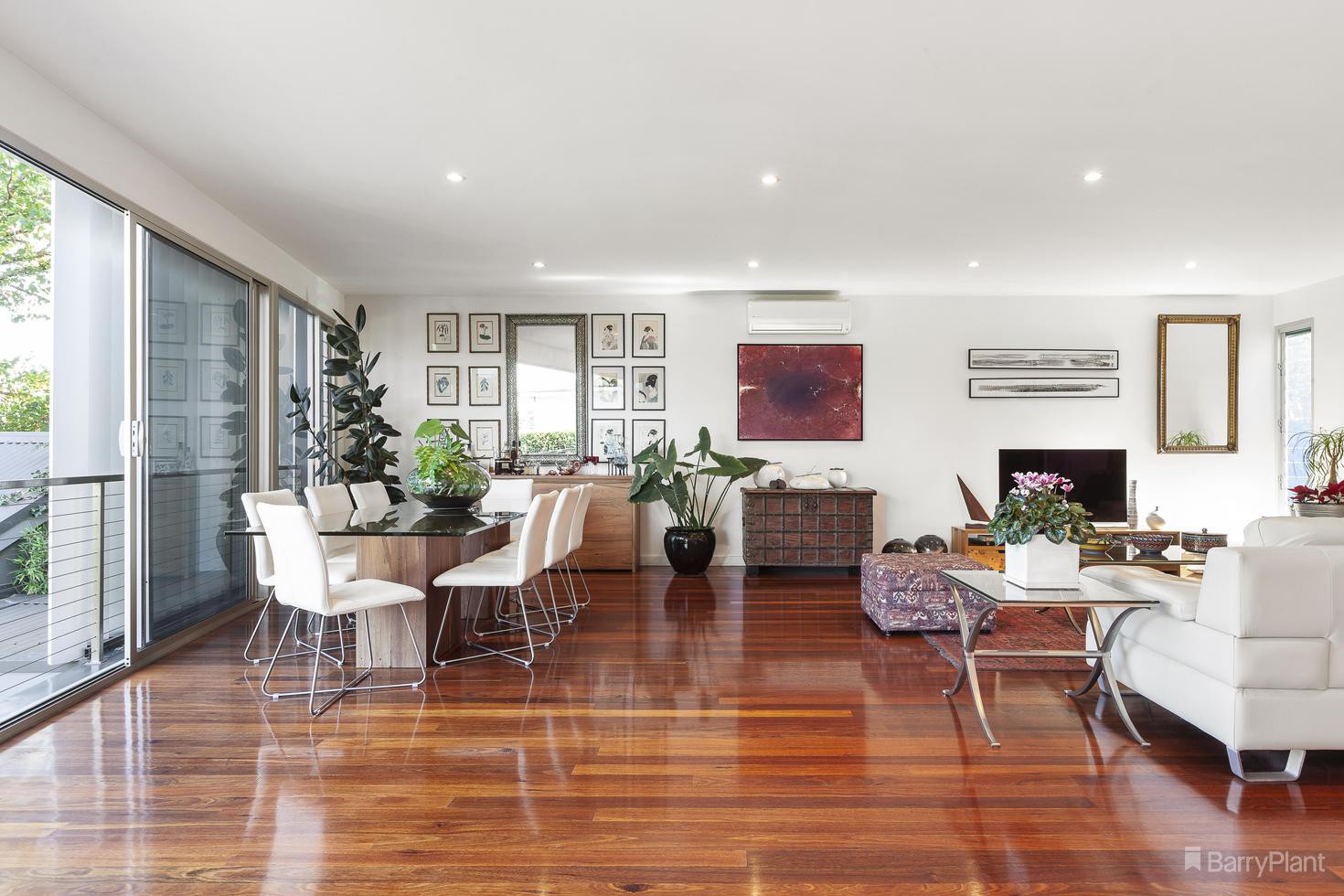9 Lorraine Parade, Viewbank, VIC 3084, Viewbank - Thumbnail 4