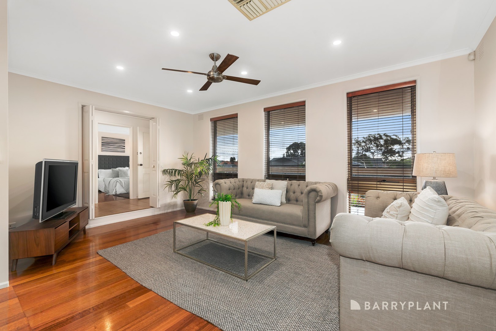 9 Macarthur Court, Mill Park, VIC 3082, Mill Park - Thumbnail 2