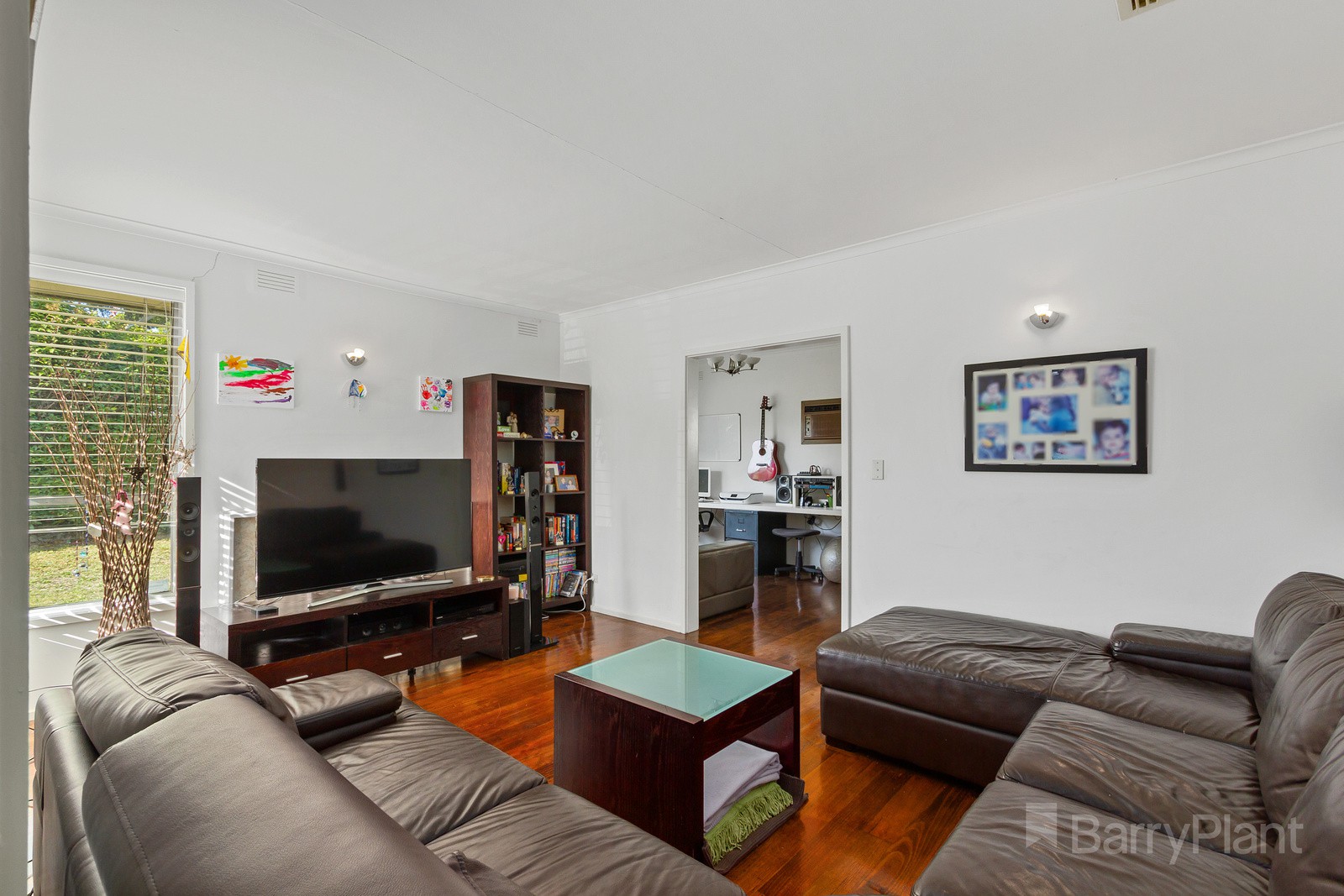 9 Manuka Drive, Ferntree Gully, VIC 3156, Ferntree Gully - Thumbnail 4