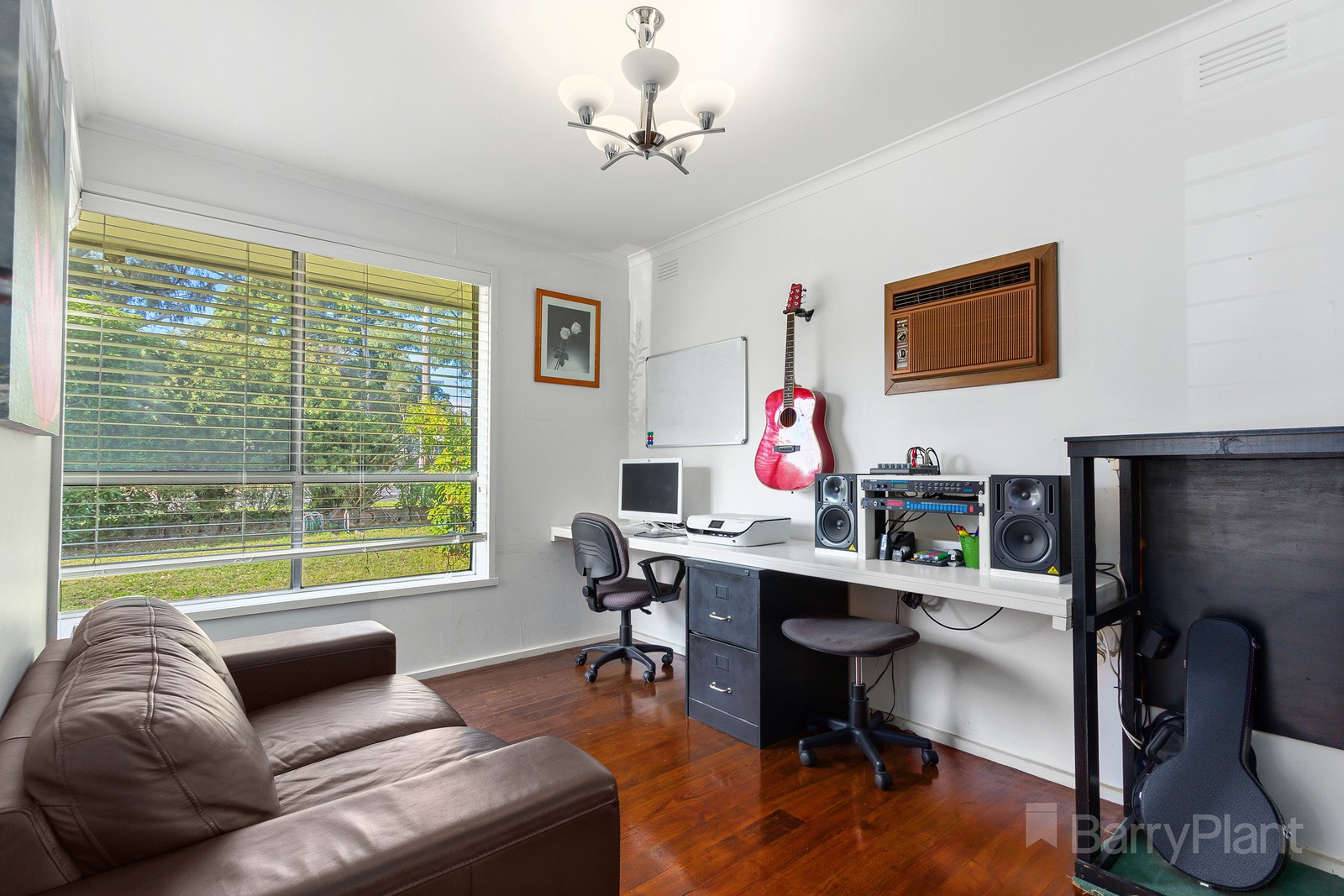 9 Manuka Drive, Ferntree Gully, VIC 3156, Ferntree Gully - Thumbnail 5