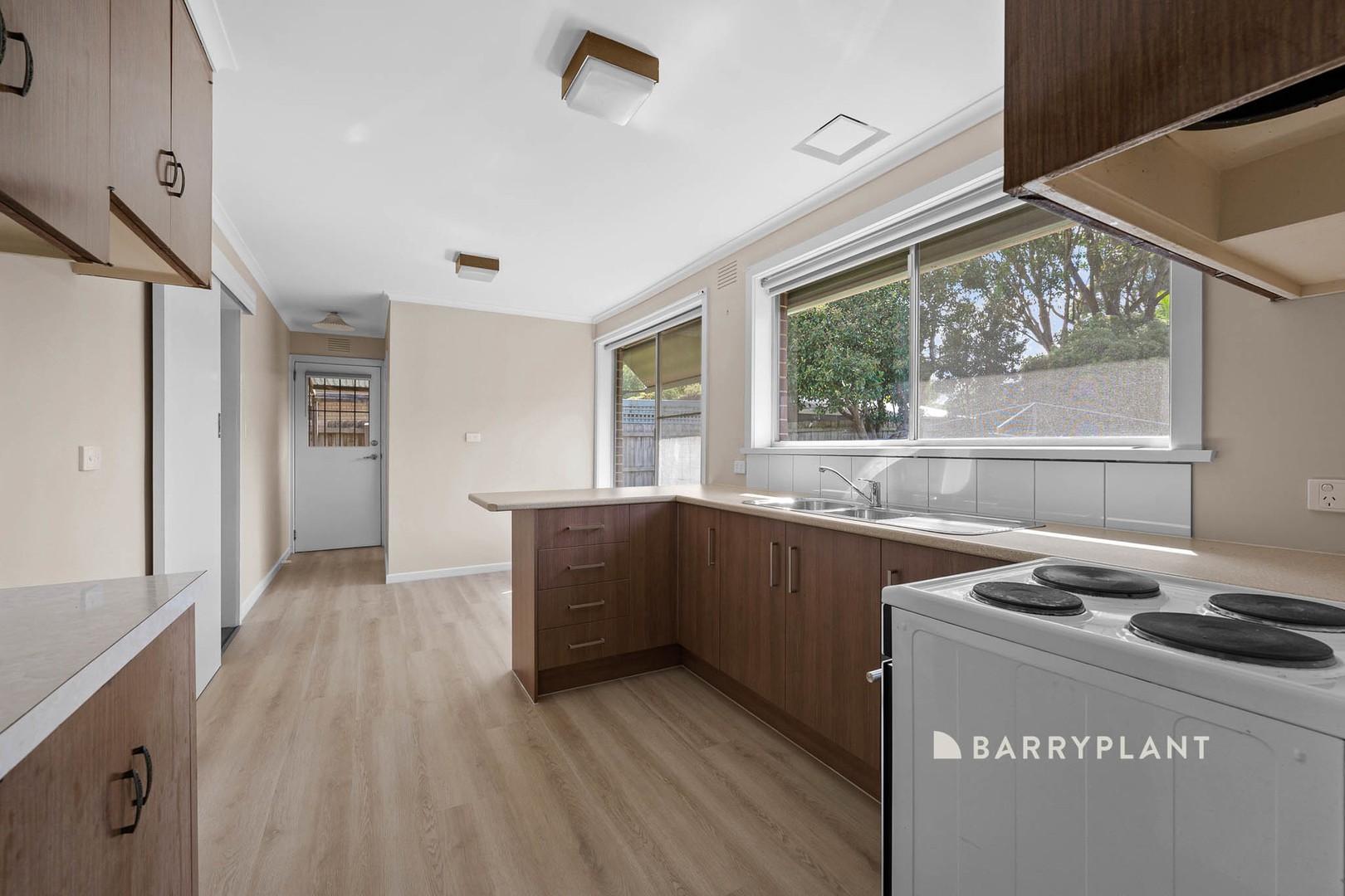 9 Margaret Street, Berwick, VIC 3806 - Thumbnail 2 - 14/02/2024