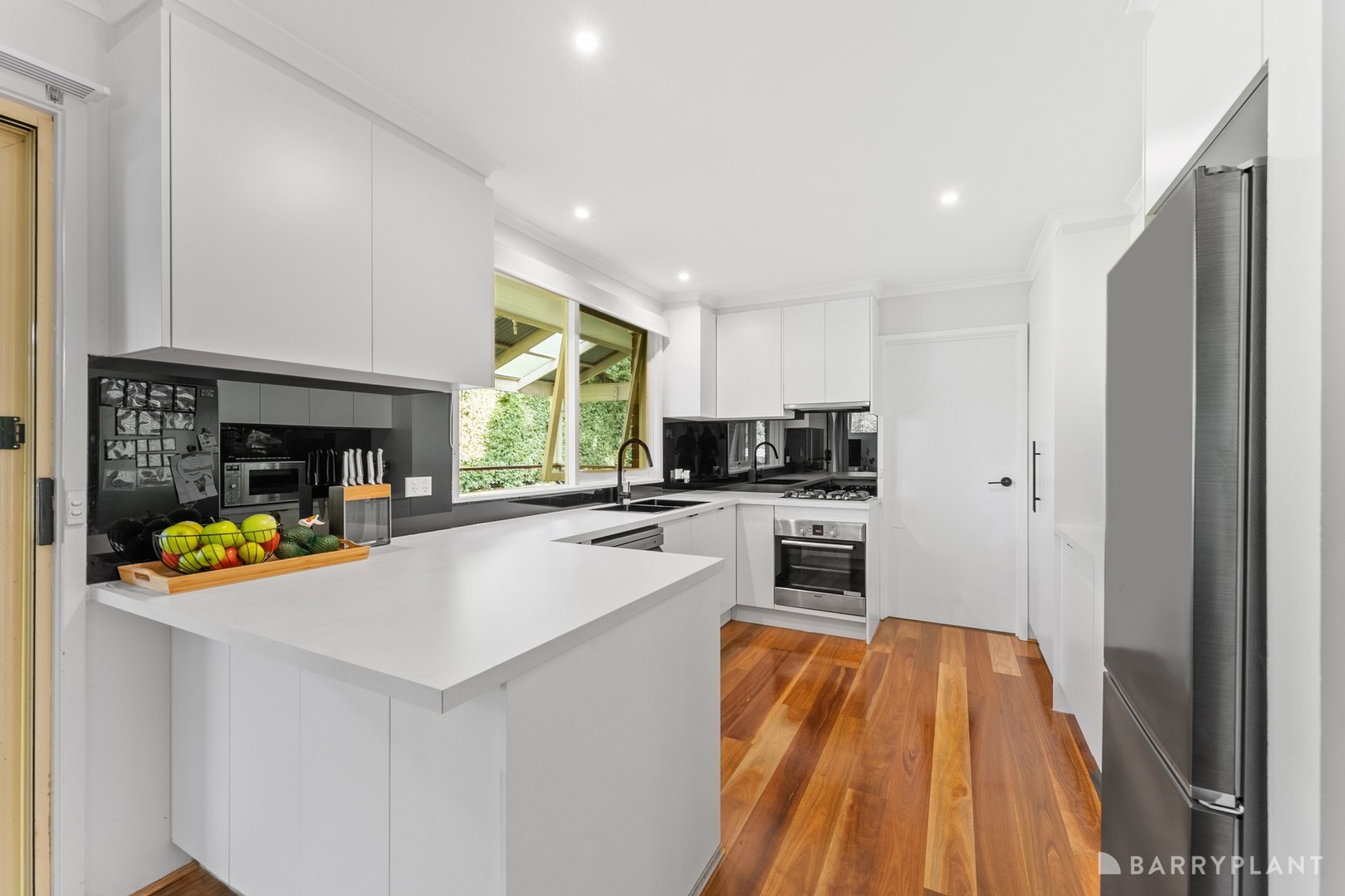 9 Marloo Court, Croydon Hills, VIC 3136 - Thumbnail 2 - 07/11/2024