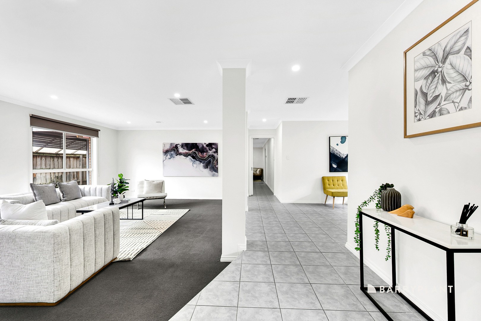 9 Masked Owl Road, South Morang, VIC 3752 - Thumbnail 2 - 02/04/2025