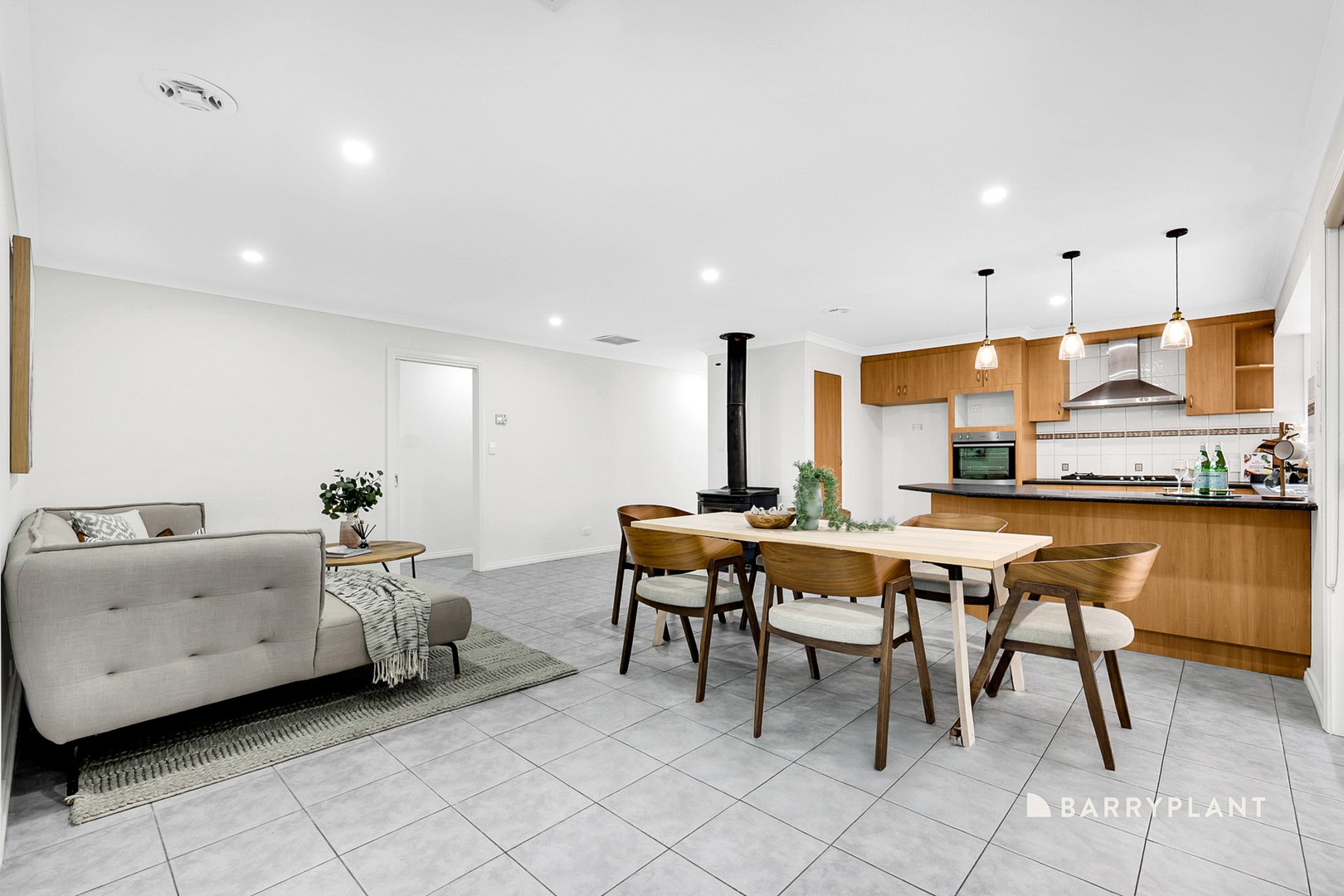 9 Masked Owl Road, South Morang, VIC 3752, South Morang - Thumbnail 7