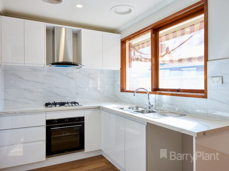 9 Mauchlin Court, Noble Park North, VIC 3174, Noble Park North - Thumbnail 2