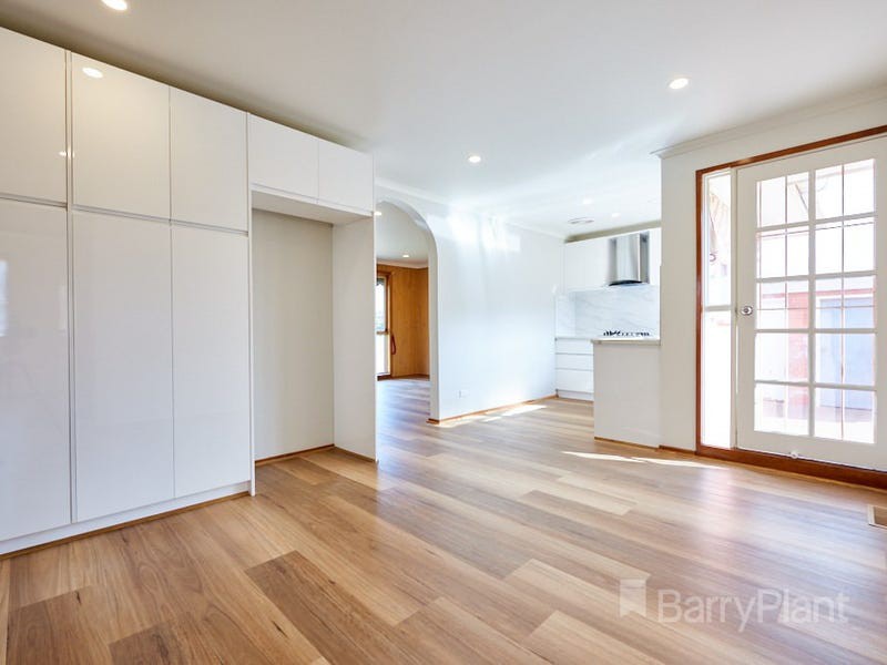 9 Mauchlin Court, Noble Park North, VIC 3174, Noble Park North - Thumbnail 3