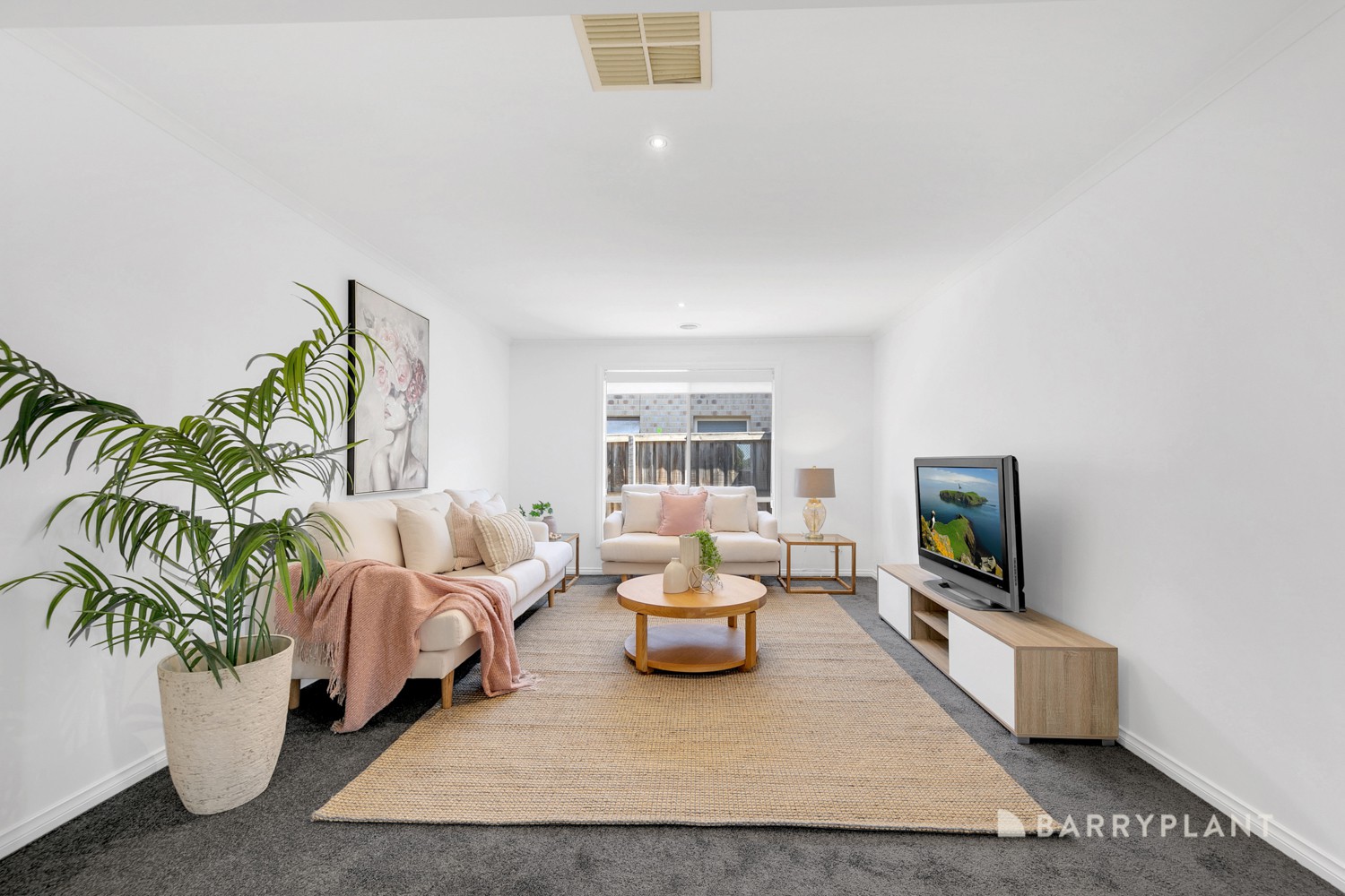 9 Mcarthurs Road, South Morang, VIC 3752 - Thumbnail 2 - 13/03/2024