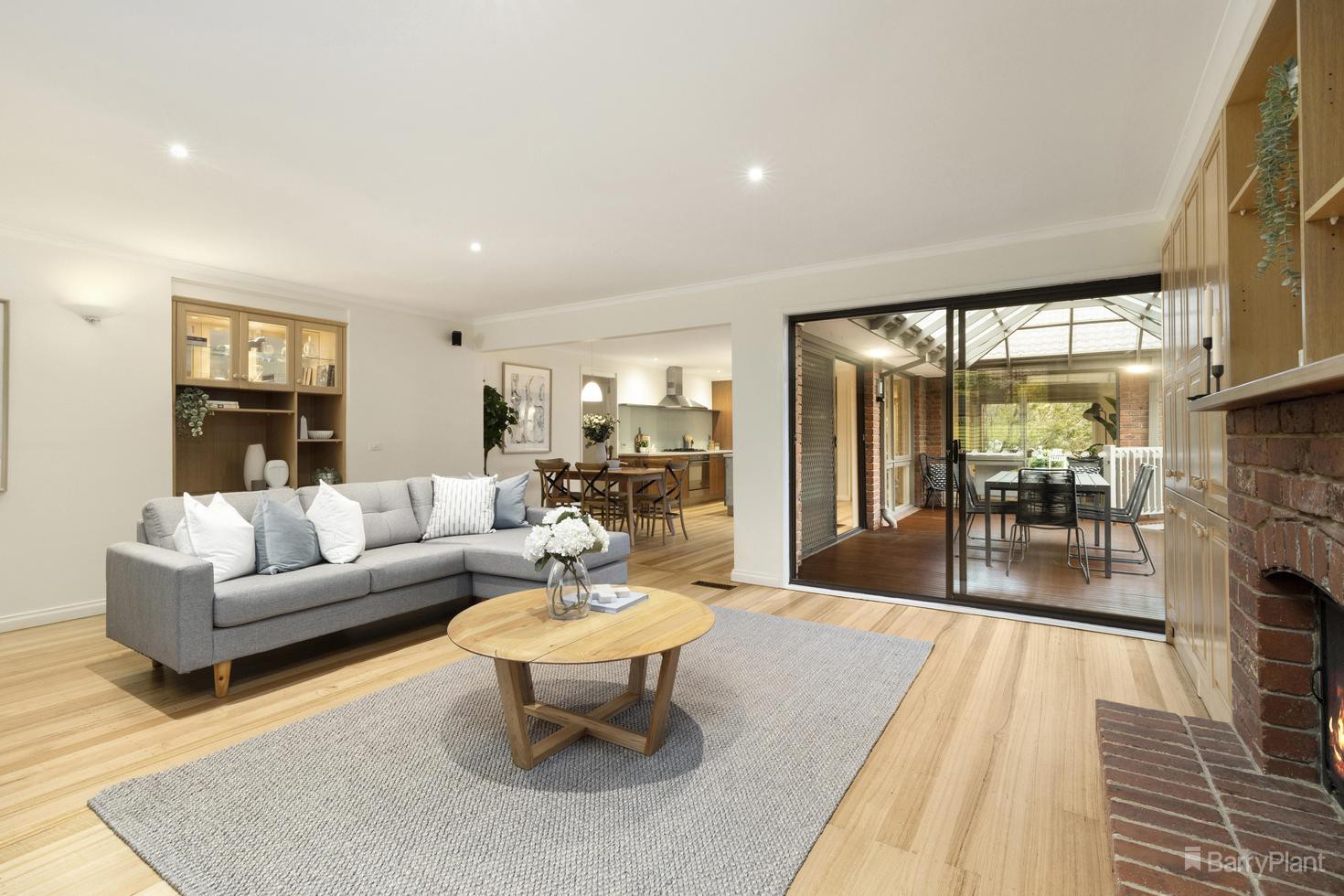 9 McCubbin Terrace, Doncaster East, VIC 3109, Doncaster East - Thumbnail 3