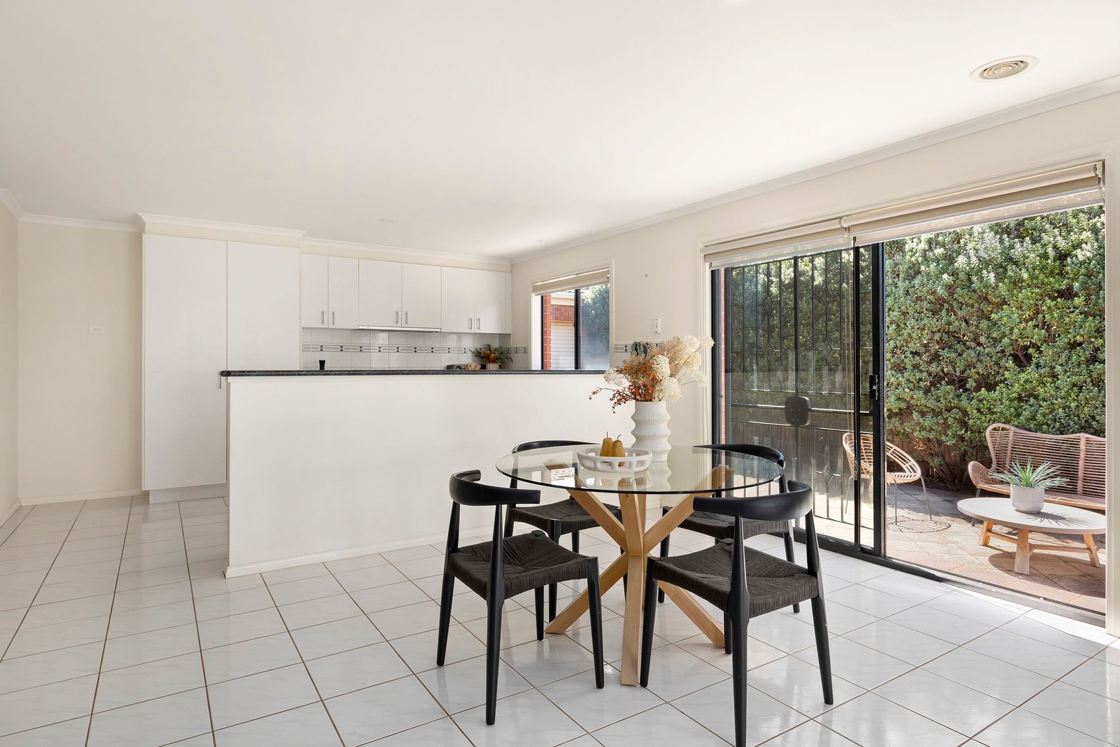 9 Mcginness Avenue, Roxburgh Park, VIC 3064, Roxburgh Park - Thumbnail 3