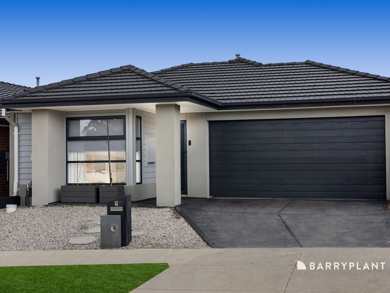 9 Melrose Circuit, Mernda, VIC 3754 - Image - 14/10/2026