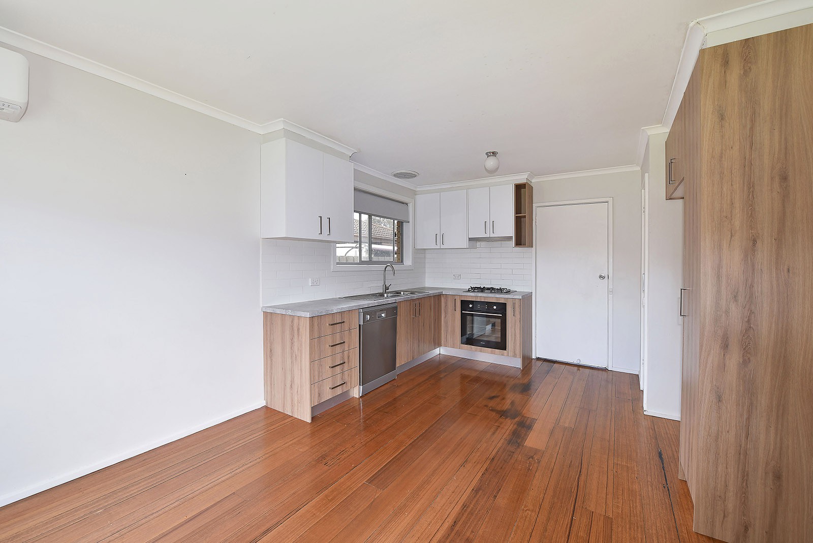 9 Milleara Road, Keilor East, VIC 3033 - Thumbnail 1 - 26/10/2021
