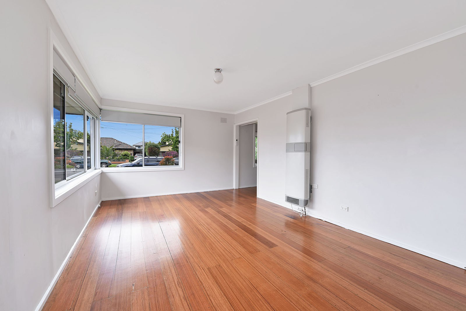 9 Milleara Road, Keilor East, VIC 3033 - Thumbnail 2 - 26/10/2021