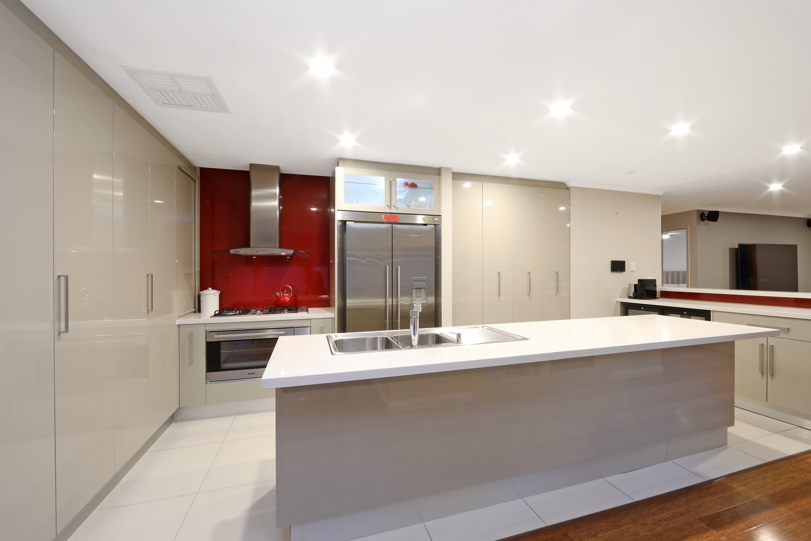9 Moama Place, Rowville, VIC 3178, Rowville - Thumbnail 2
