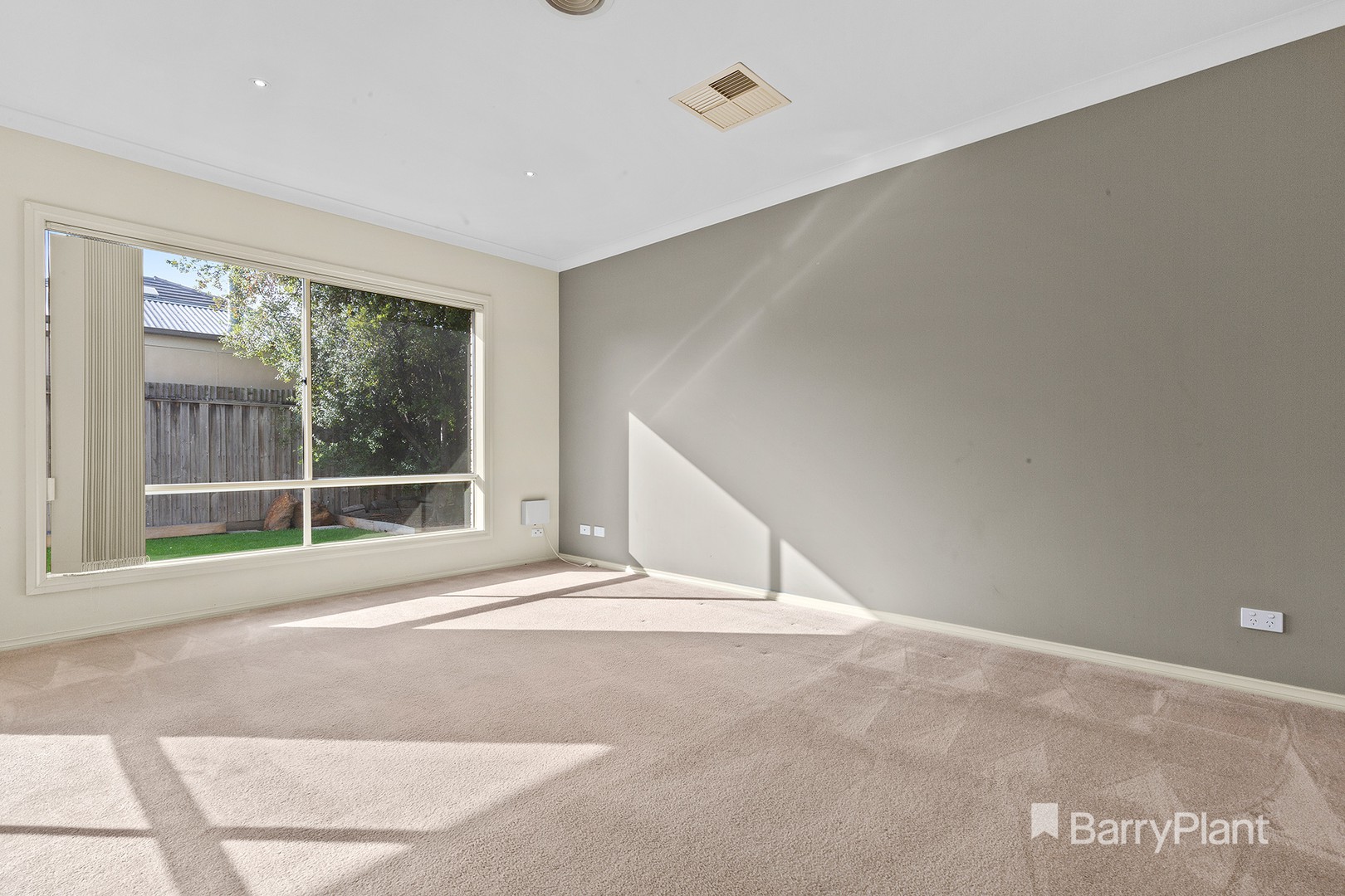 9 Montpelier Drive, Berwick, VIC 3806, Berwick - Thumbnail 4