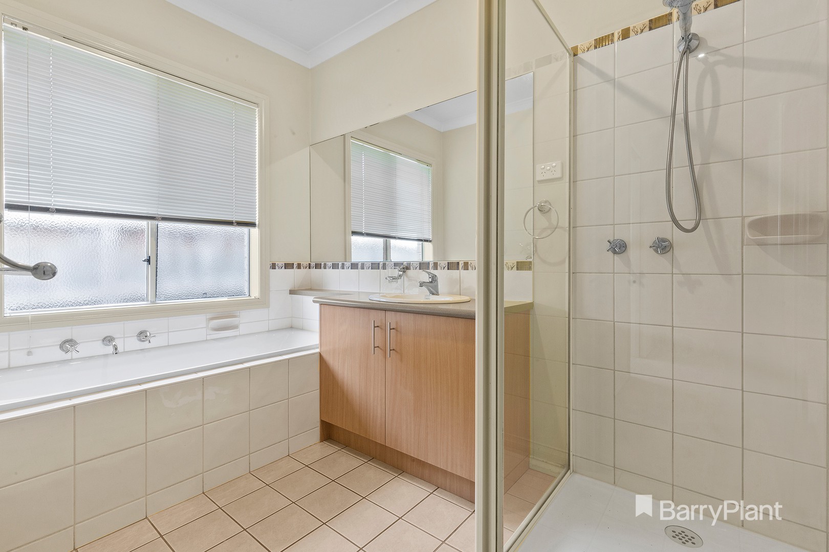 9 Montpelier Drive, Berwick, VIC 3806, Berwick - Thumbnail 8