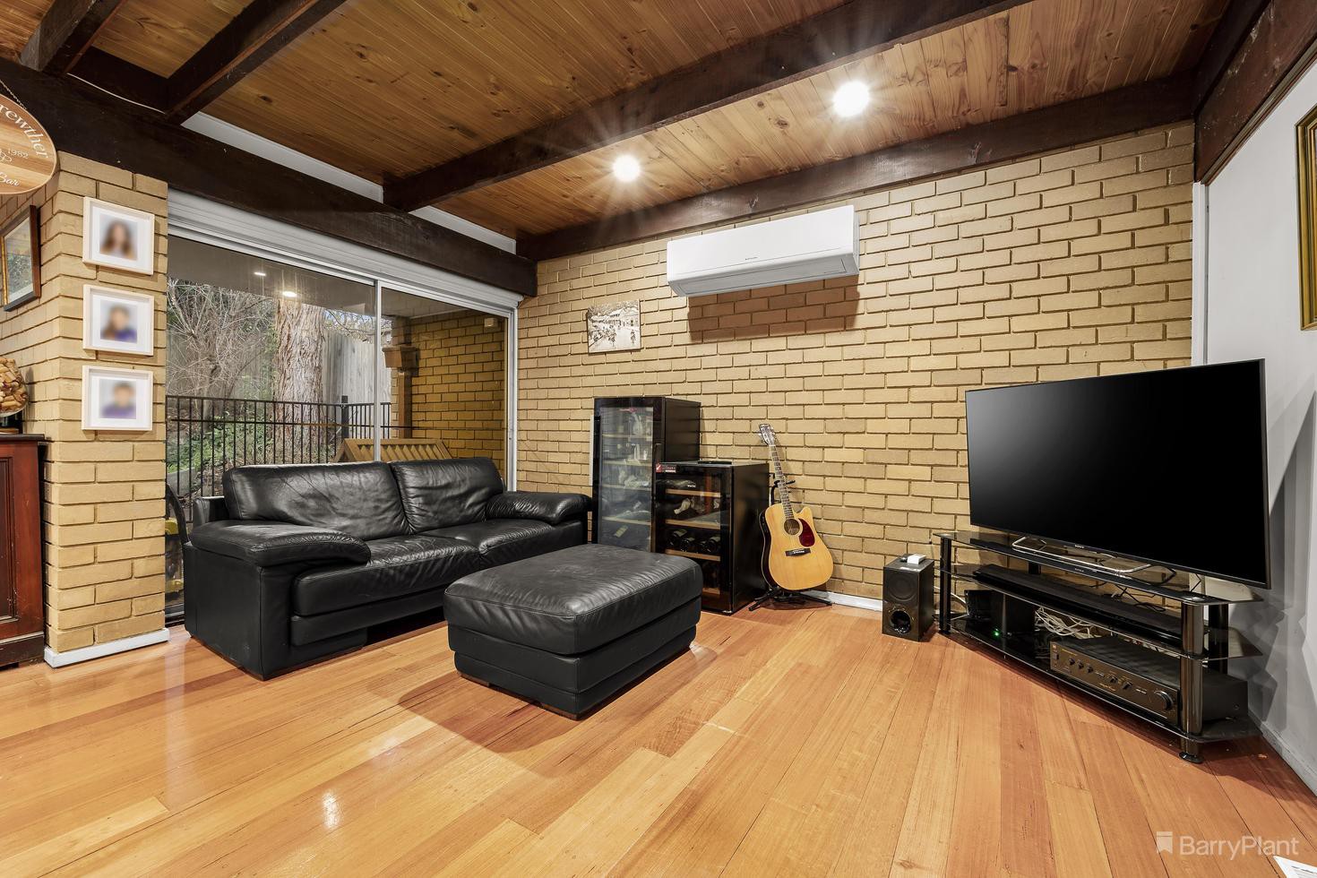 9 Moola Close, Yallambie, VIC 3085, Yallambie - Thumbnail 2