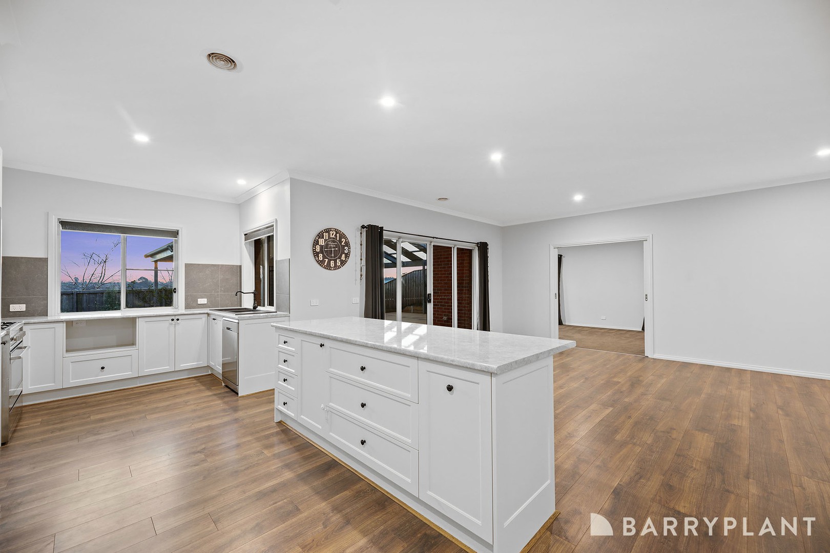 9 Mountain Ash Street, Warragul, VIC 3820, Warragul - Thumbnail 8