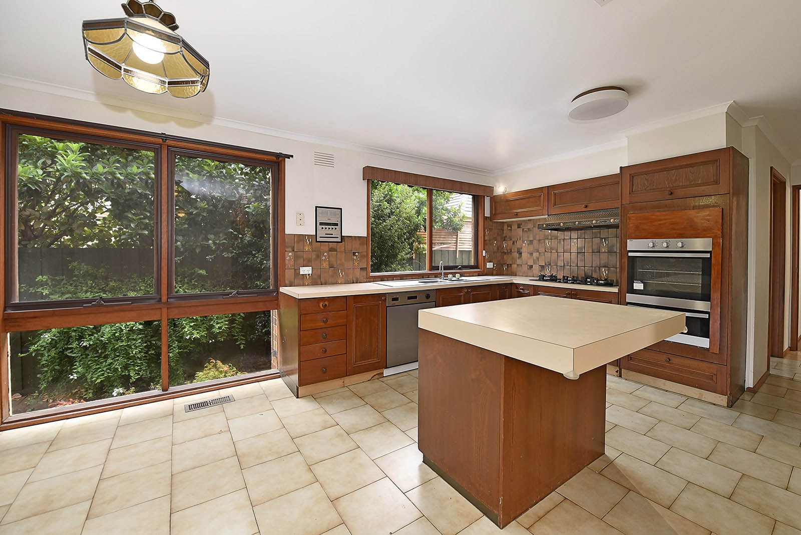 9 Mountain Street, Essendon, VIC 3040, Essendon - Thumbnail 3