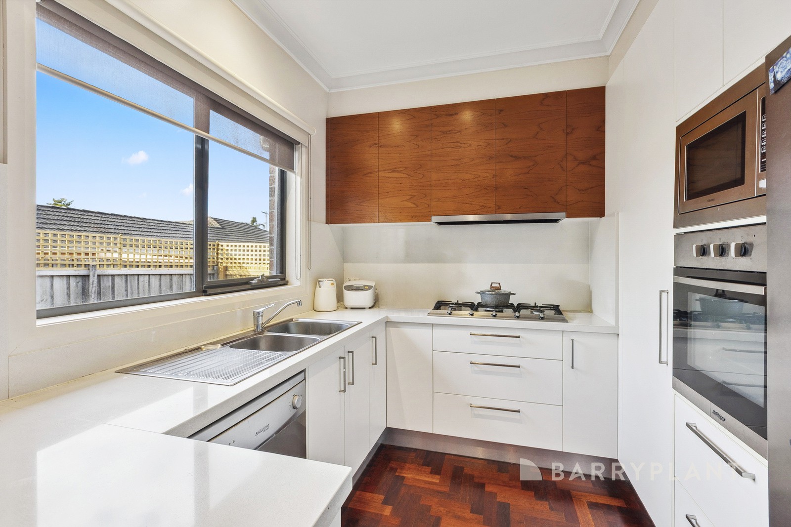 9 Nash Drive, Mulgrave, VIC 3170 - Thumbnail 2 - 22/05/2025