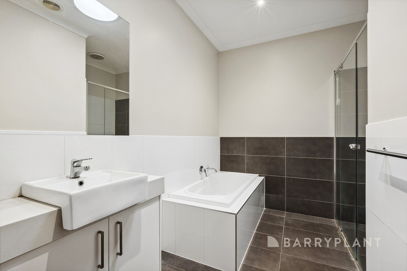 9 Nash Drive, Mulgrave, VIC 3170, Mulgrave - Thumbnail 8