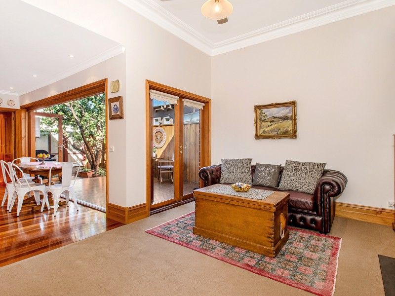 9 Newton  Parade, Moonee Ponds, VIC 3039, Moonee Ponds - Thumbnail 2