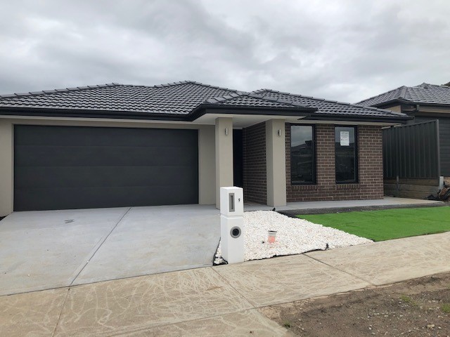 9 Niseko Crescent, Pakenham, VIC 3810, Pakenham - Thumbnail 2