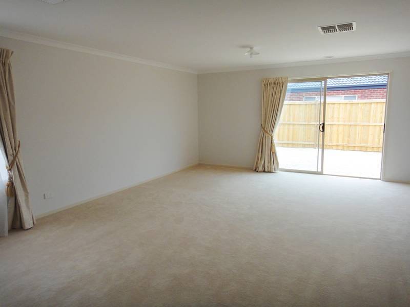 9 Noremac Grove, Lyndhurst, VIC 3975, Lyndhurst - Thumbnail 4