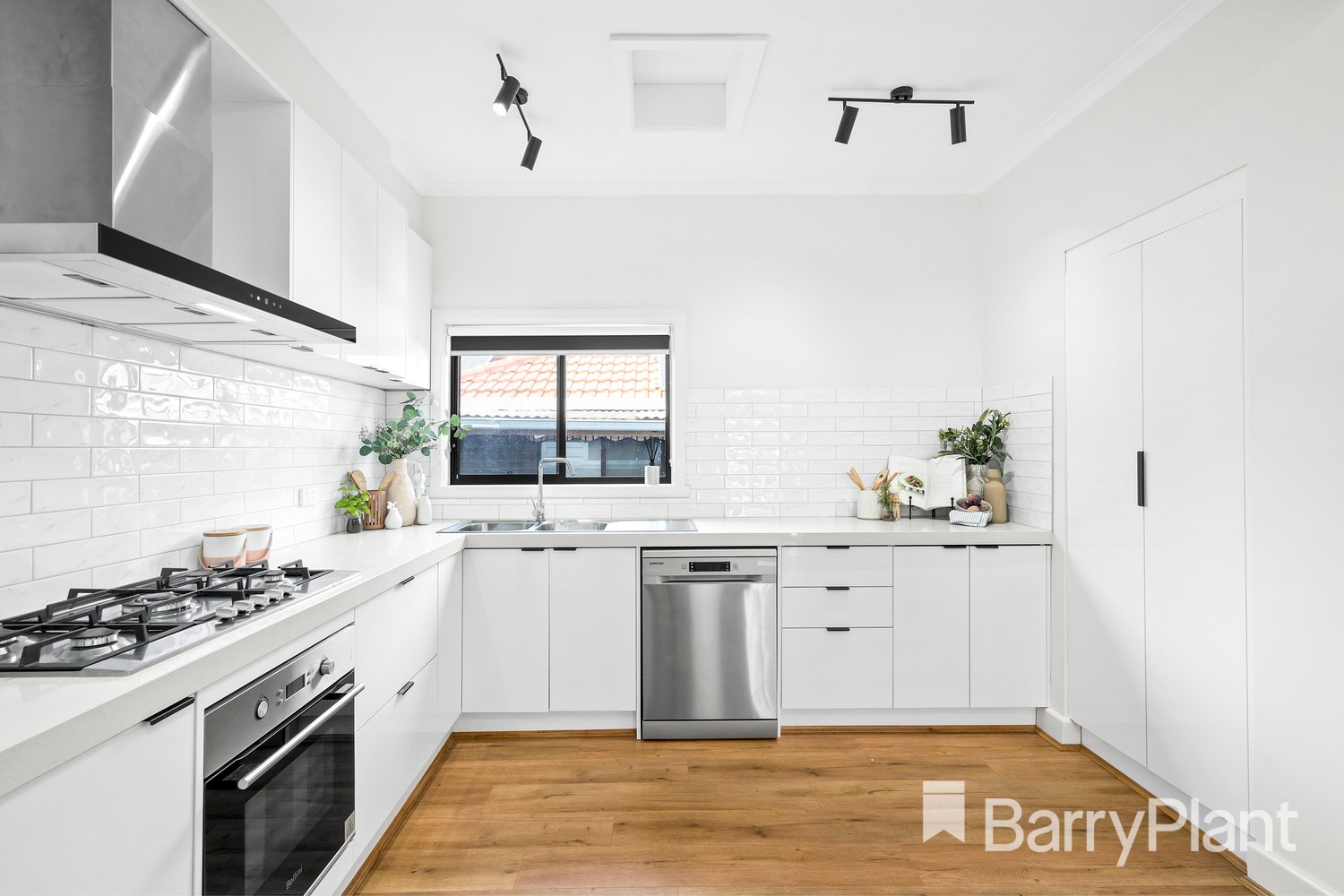 9 Norma Street, Sunshine, VIC 3020, Sunshine - Thumbnail 2