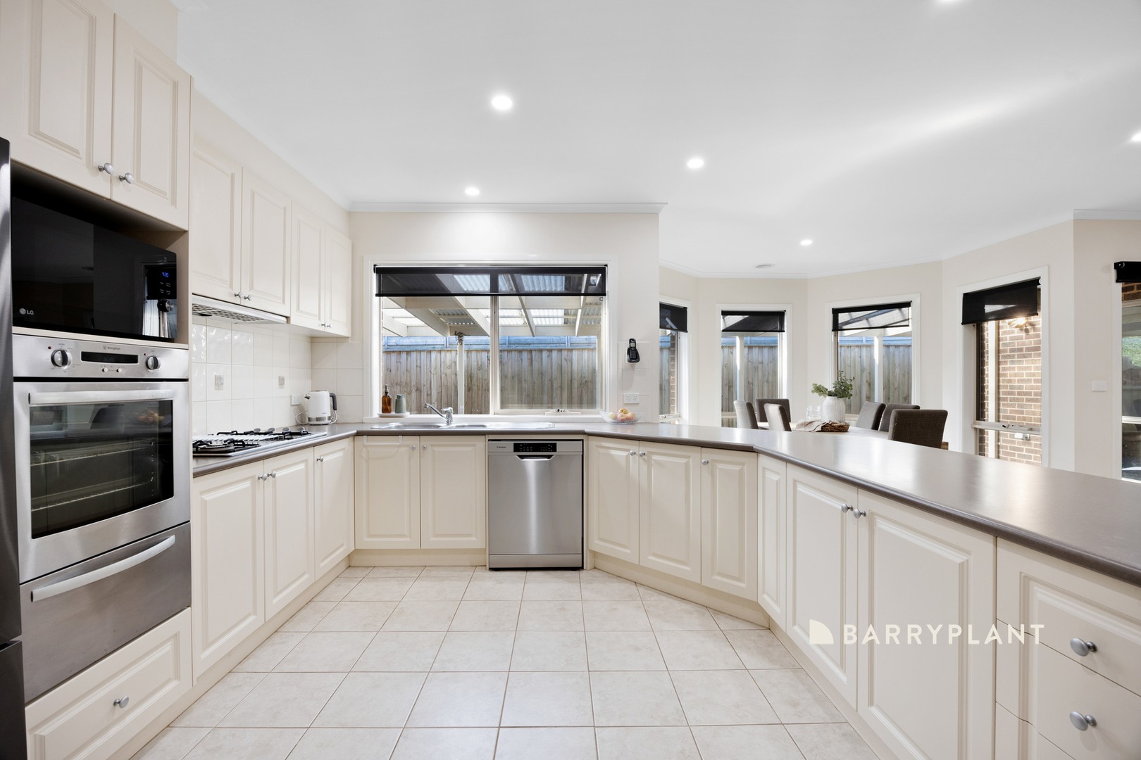 9 Oconnell Street, Berwick, VIC 3806, Berwick - Thumbnail 7