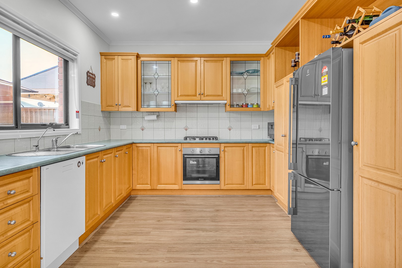 9 Old Hall Drive, Caroline Springs, VIC 3023, Caroline Springs - Thumbnail 5