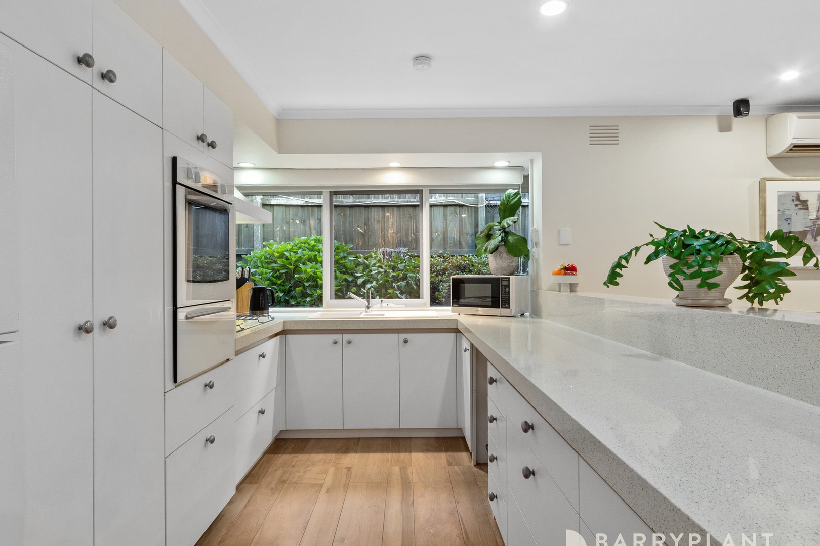 9 Old Orchard Drive, Wantirna South, VIC 3152, Wantirna South - Thumbnail 3