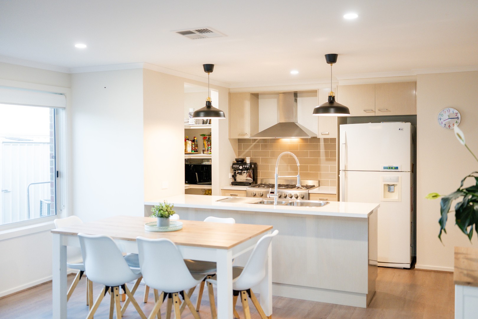 9 Oleander Court, Mildura, VIC 3500 - Thumbnail 2 - 07/04/2026