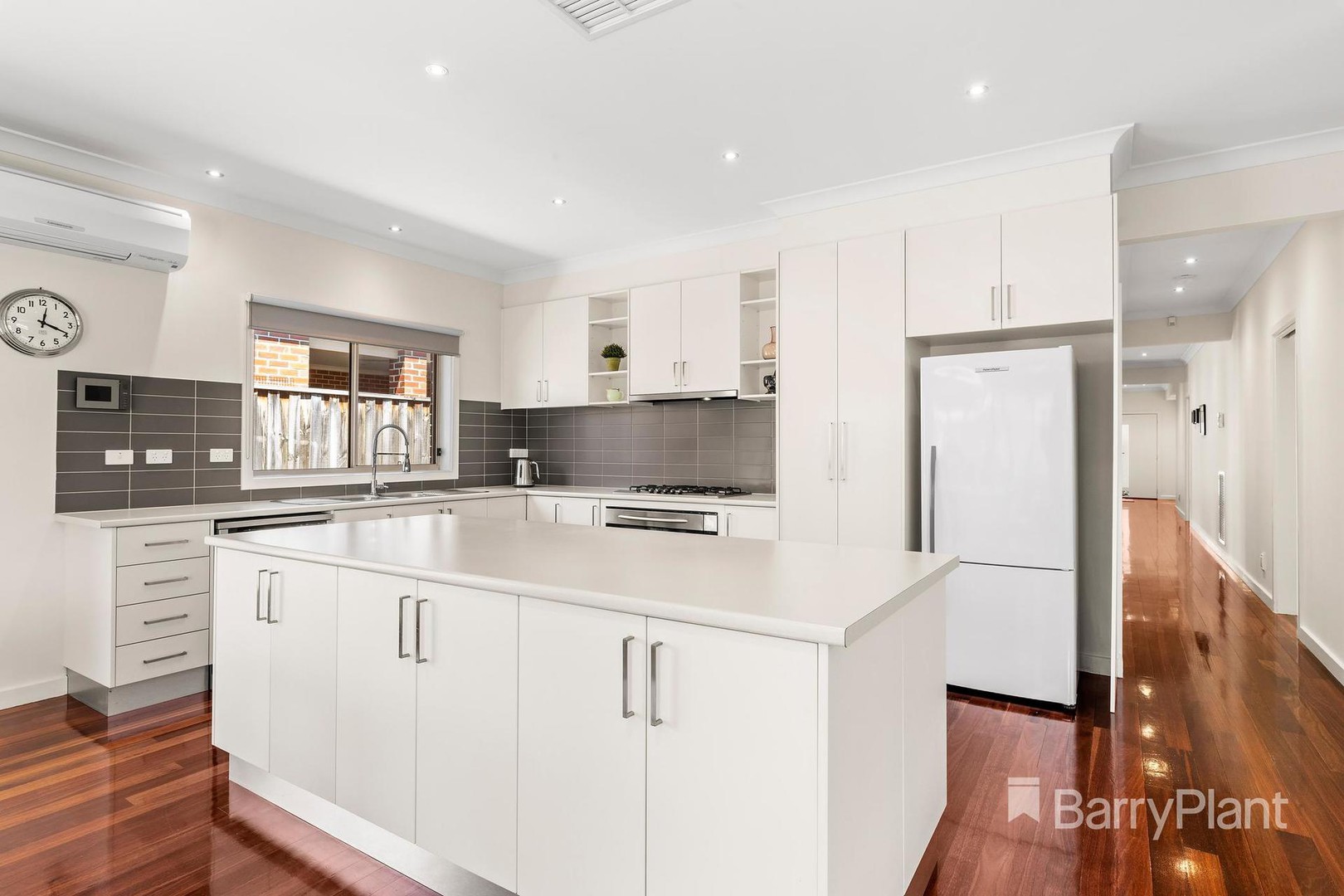 9 Osprey ViewsSouth Morang, VIC 3752, South Morang - Thumbnail 2