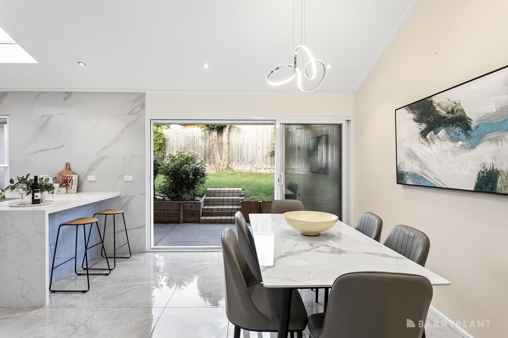 9 Owens Street, Doncaster East, VIC 3109, Doncaster East - Thumbnail 2