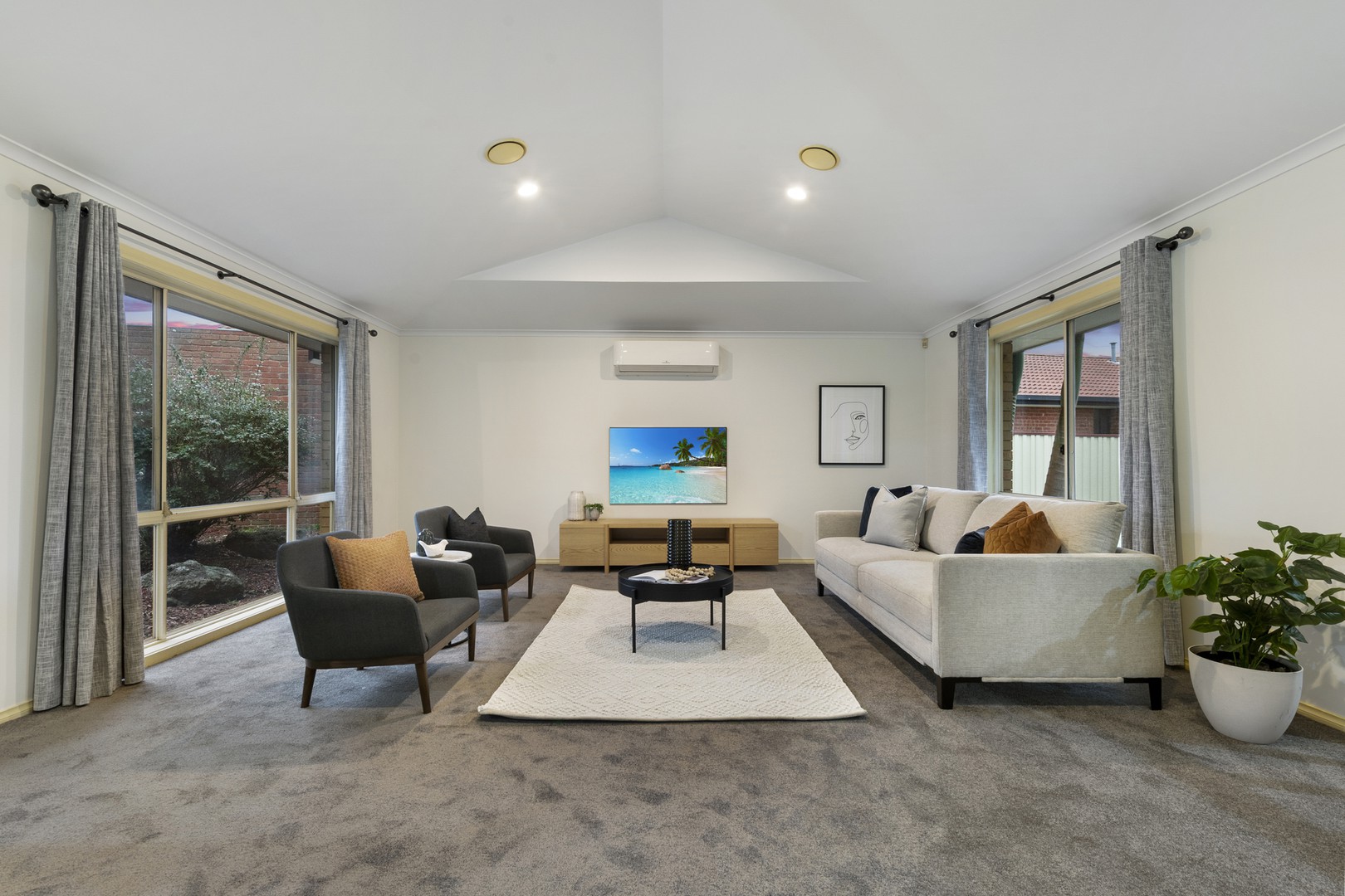 9 Panorama Drive, Hillside, VIC 3037, Hillside - Thumbnail 2