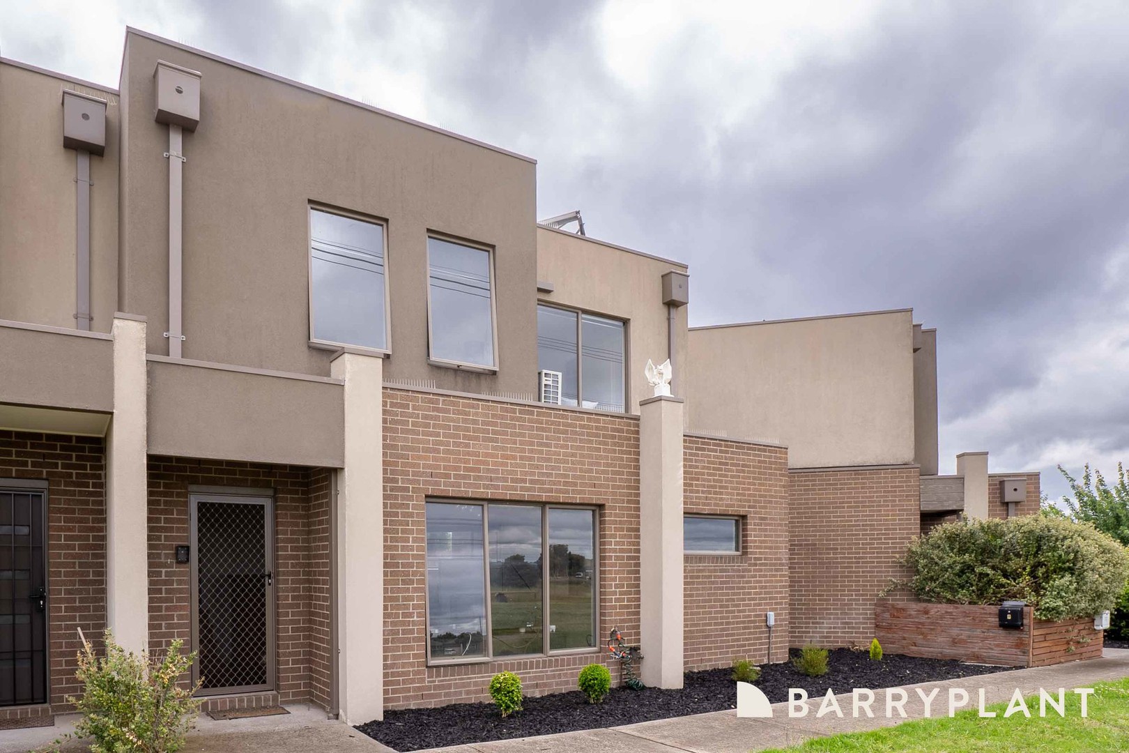 9 Parchment Place, Epping, VIC 3076, Epping - Thumbnail 2
