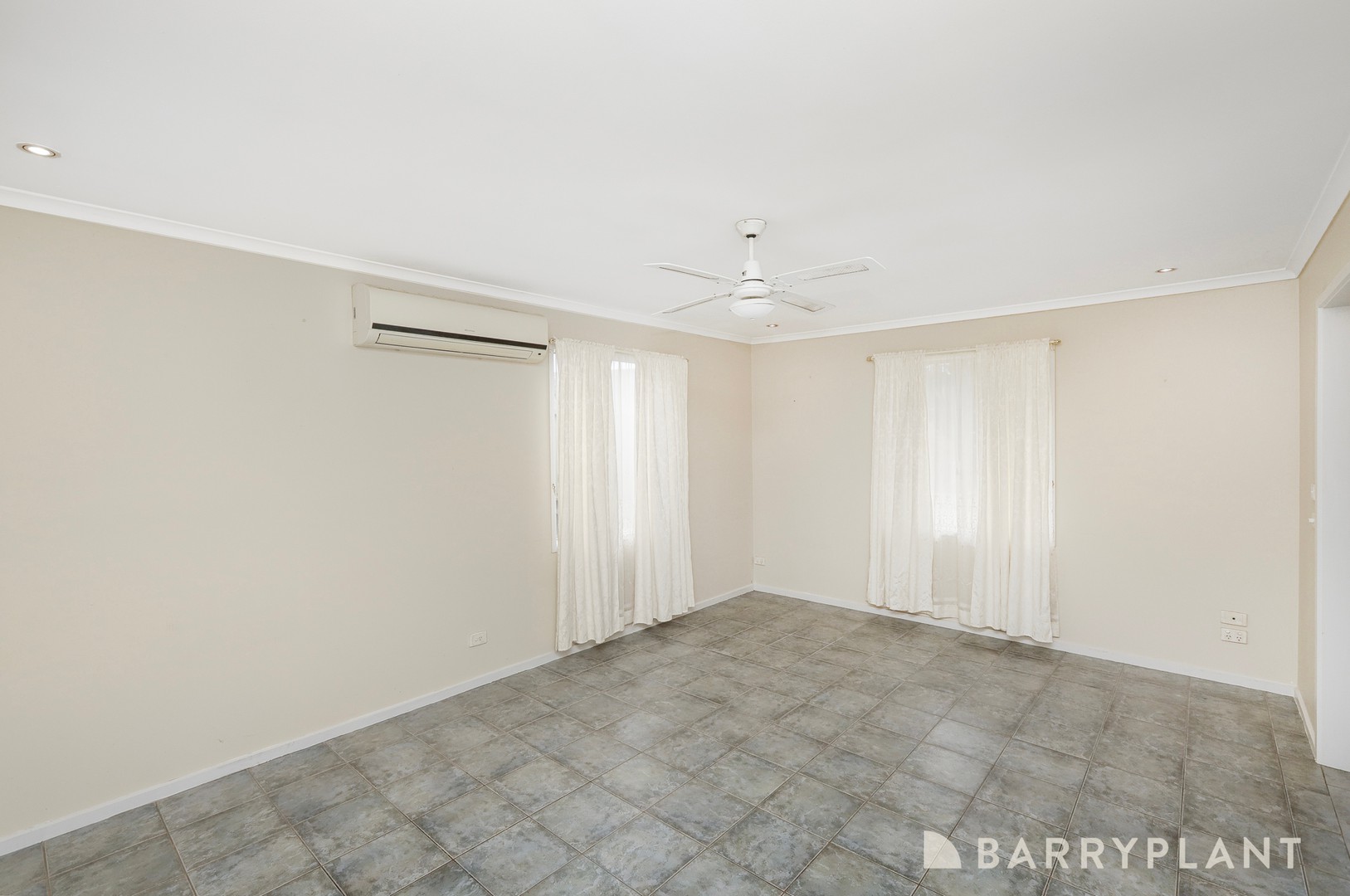 9 Park Drive, Sunshine North, VIC 3020, Sunshine North - Thumbnail 2