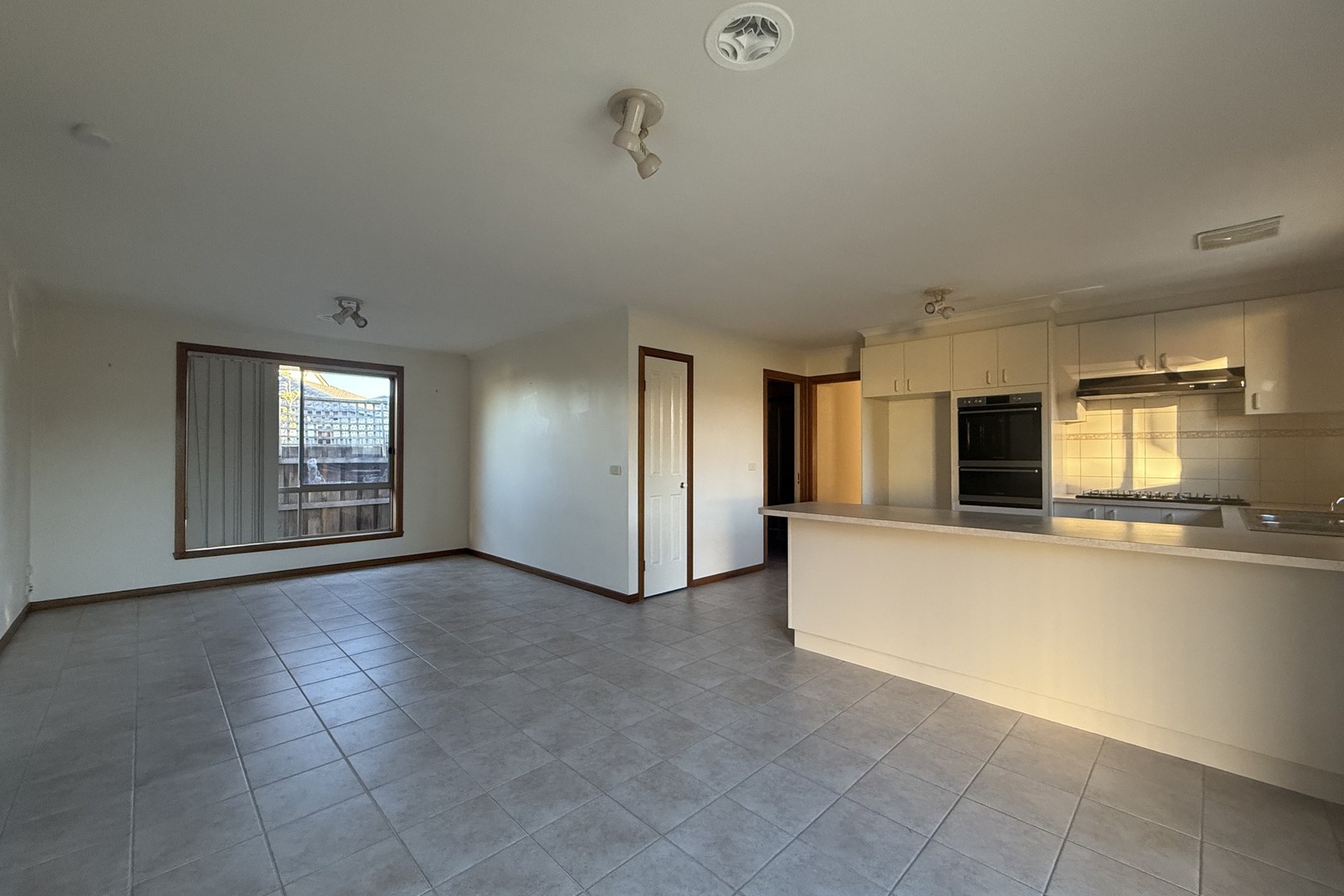 9 Perkins Close, Delahey, VIC 3037, Delahey - Thumbnail 3