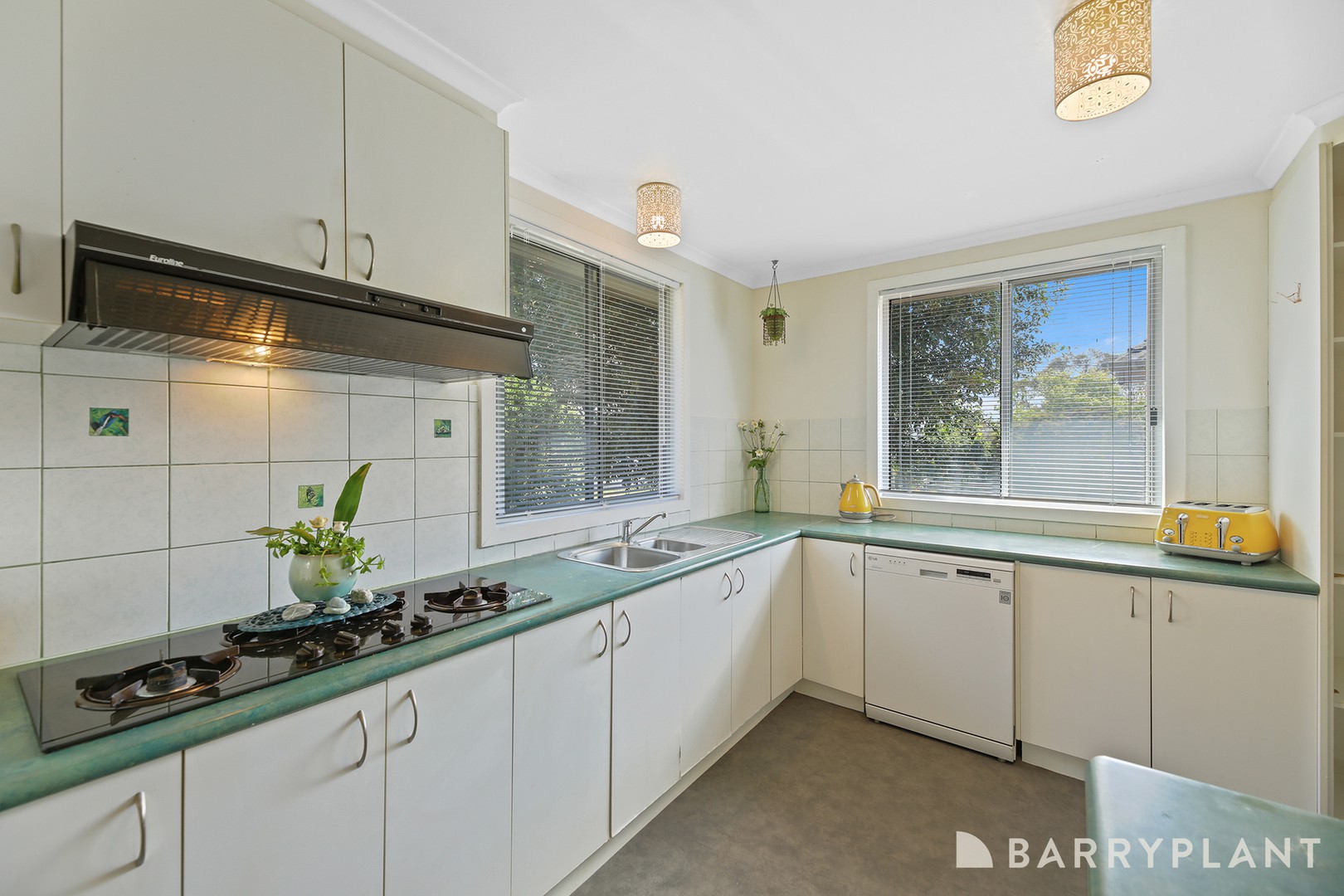 9 Pettit Street, Warragul, VIC 3820, Warragul - Thumbnail 6