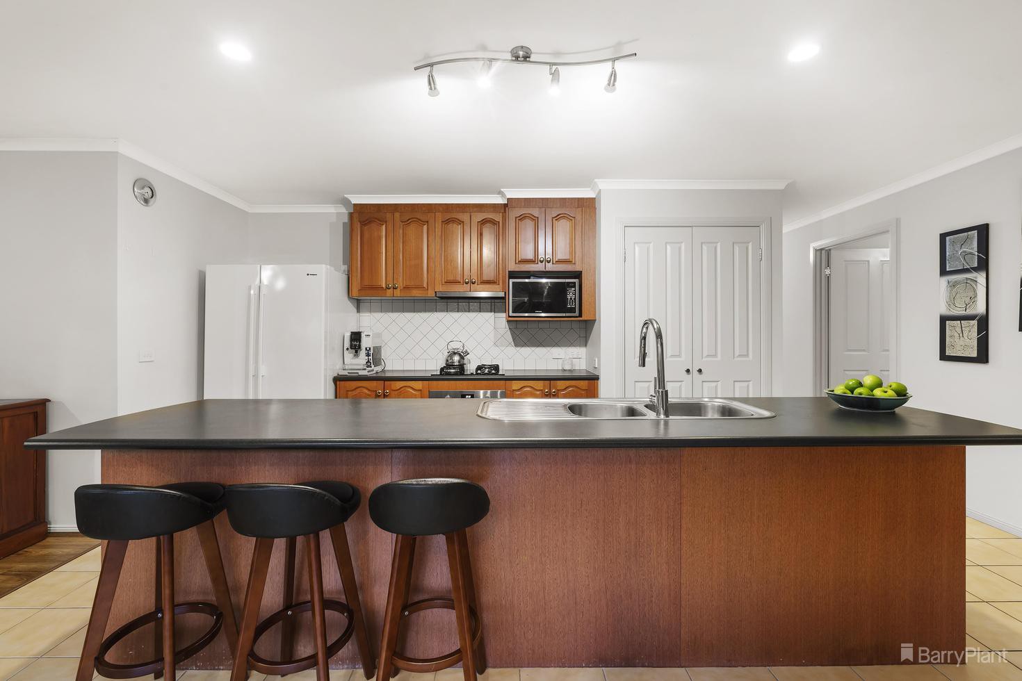 9 Pezzimenti Place, Wonga Park, VIC 3115, Wonga Park - Thumbnail 3
