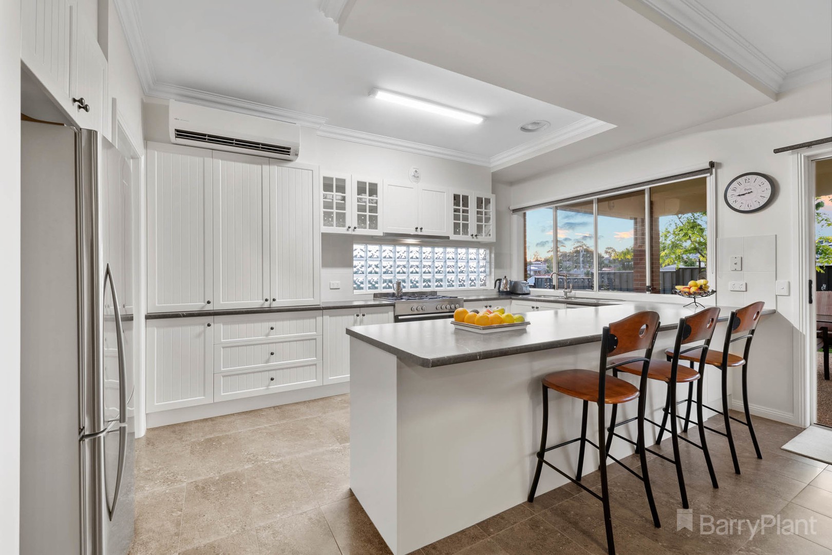9 Powell Place, Pakenham, VIC 3810, Pakenham - Thumbnail 3
