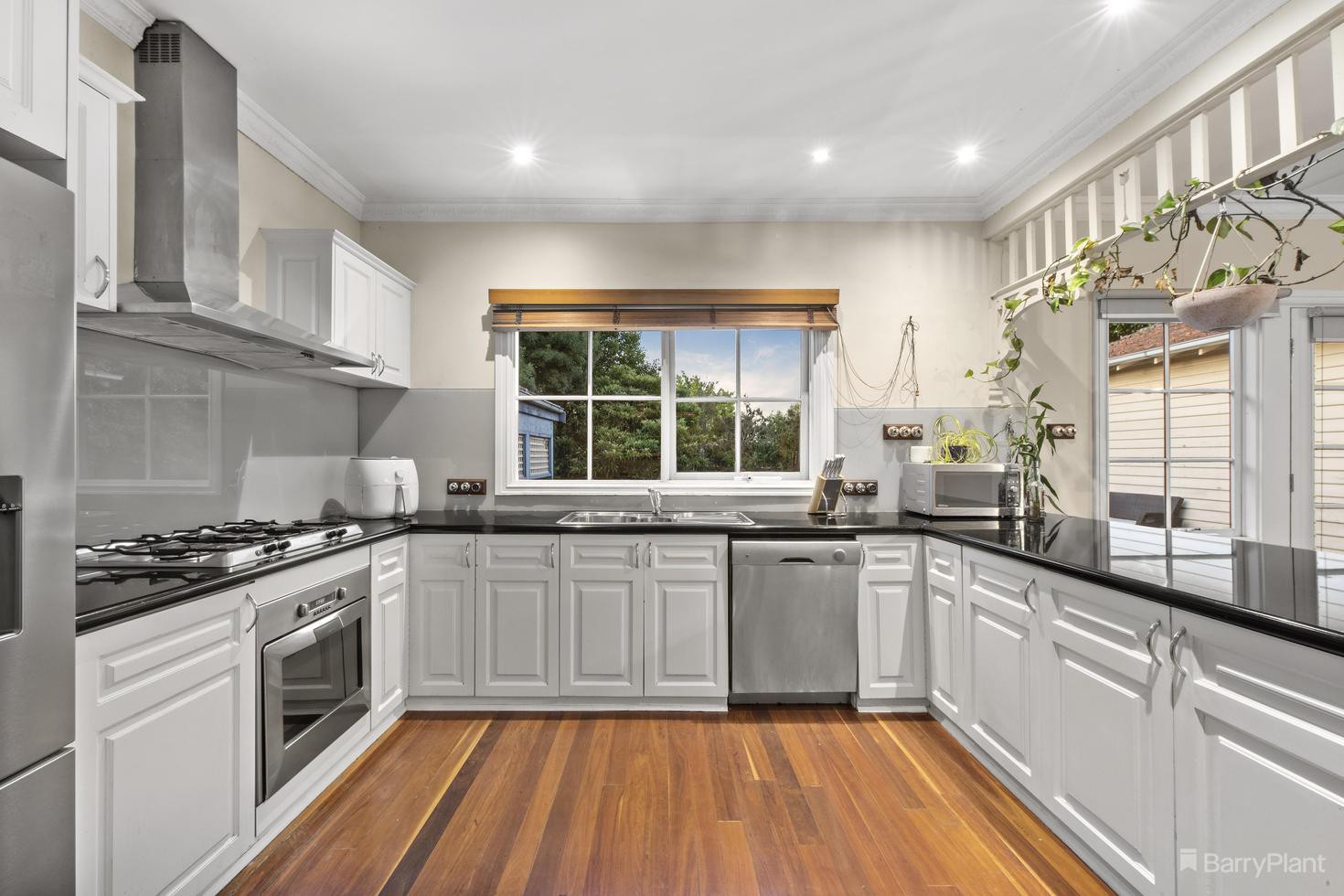 9 Premier Avenue, Mitcham, VIC 3132, Mitcham - Thumbnail 4