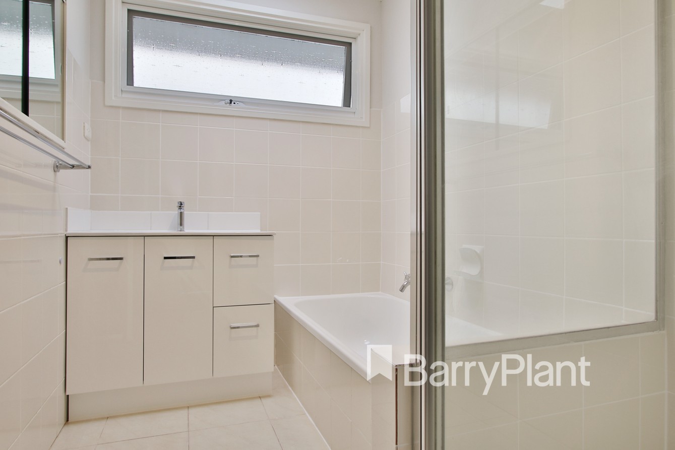 9 Punkerri Circuit, Greensborough, VIC 3088, Greensborough - Thumbnail 3
